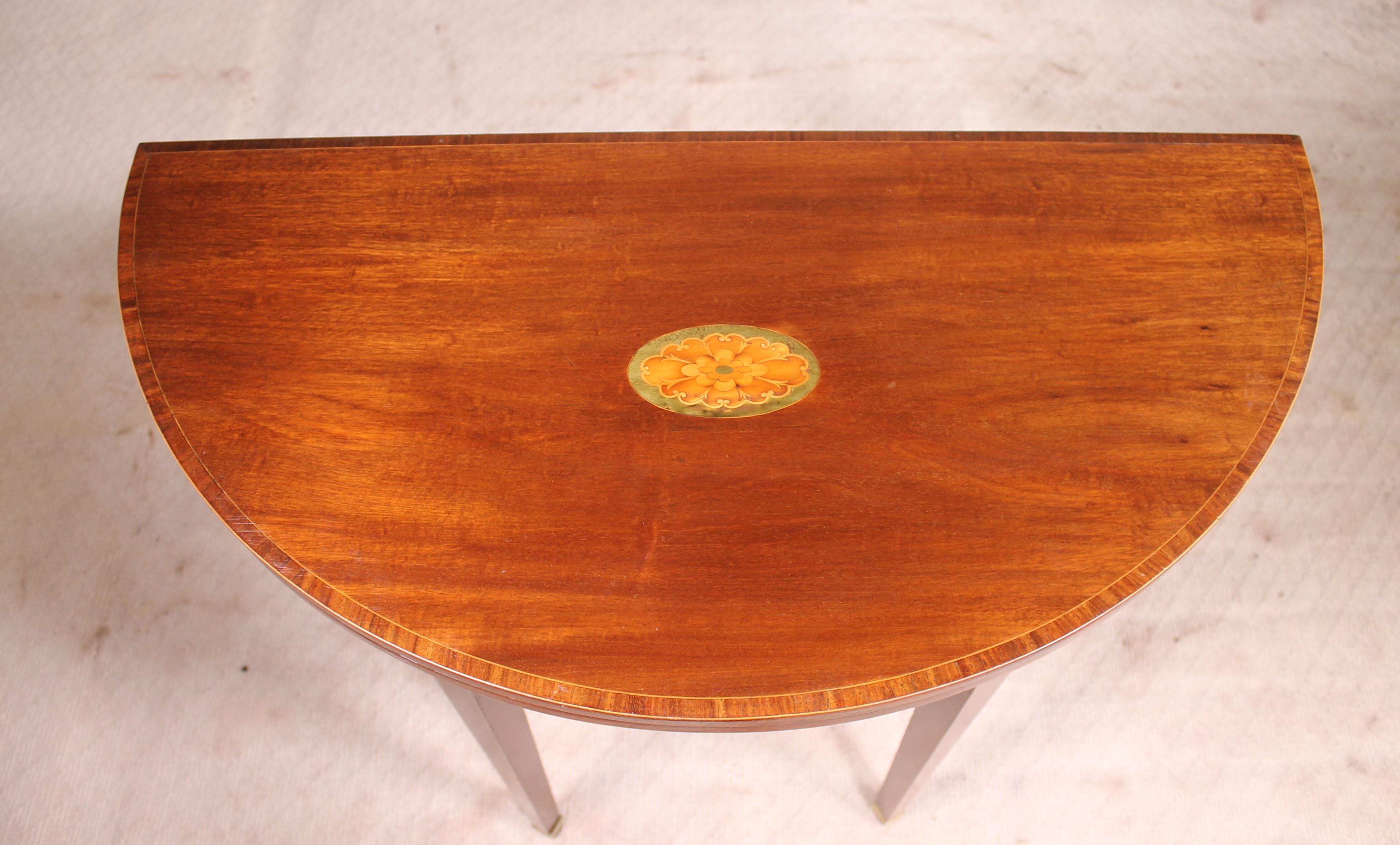 Half Moon Console / Game Table 19th Century in Mahogany Regency Period