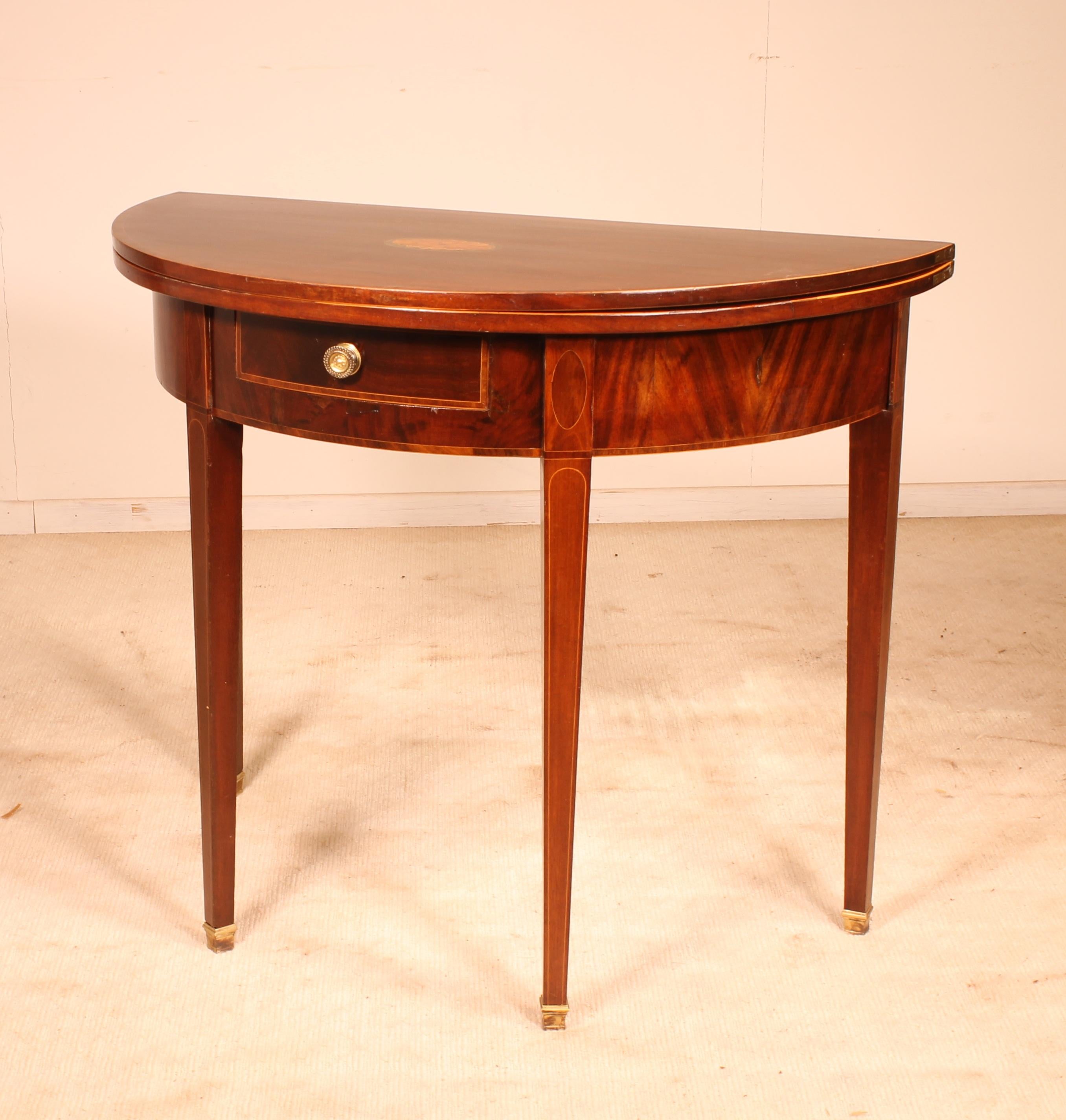 Half Moon Console / Game Table 19th Century in Mahogany Regency Period