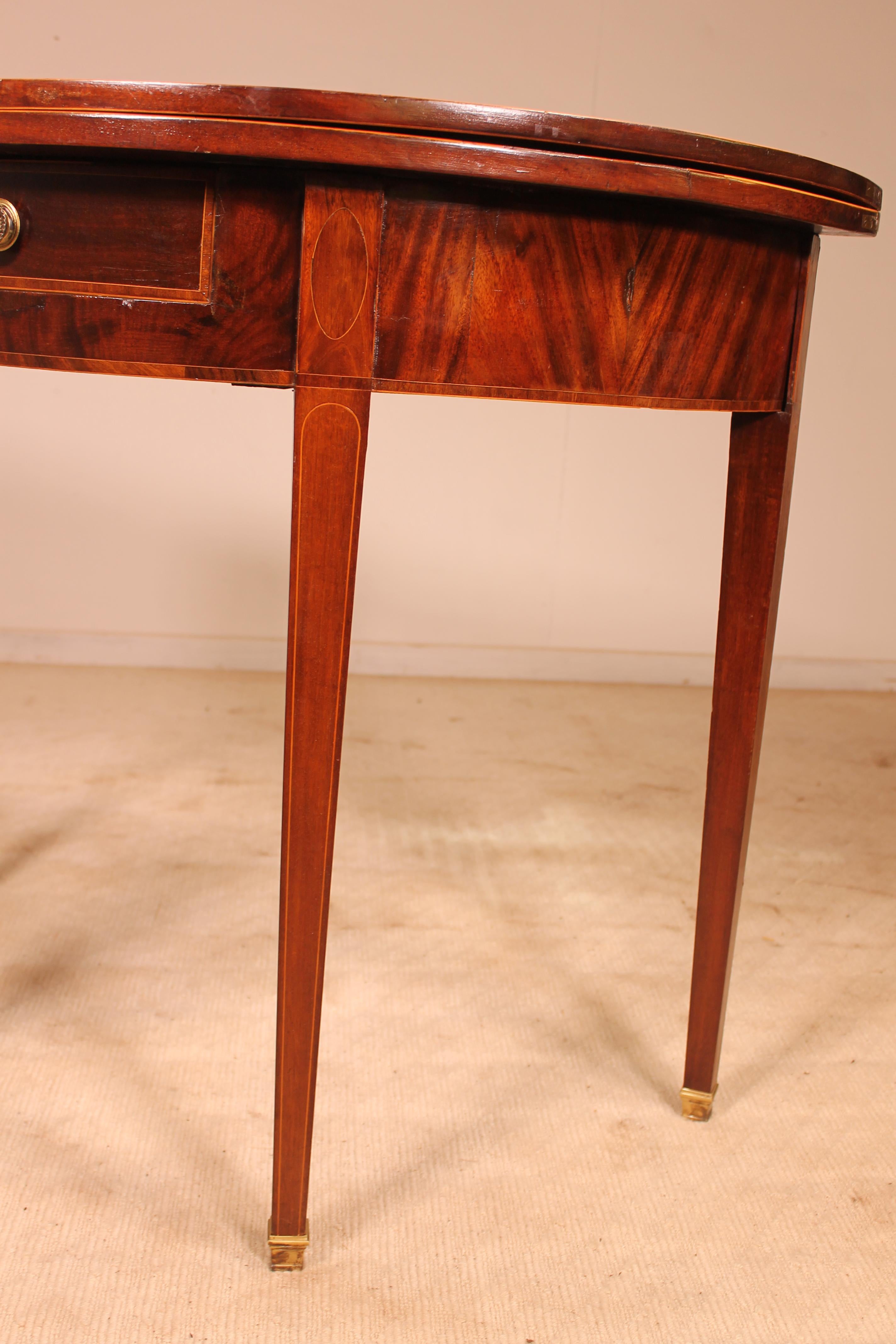 Half Moon Console / Game Table 19th Century in Mahogany Regency Period 4