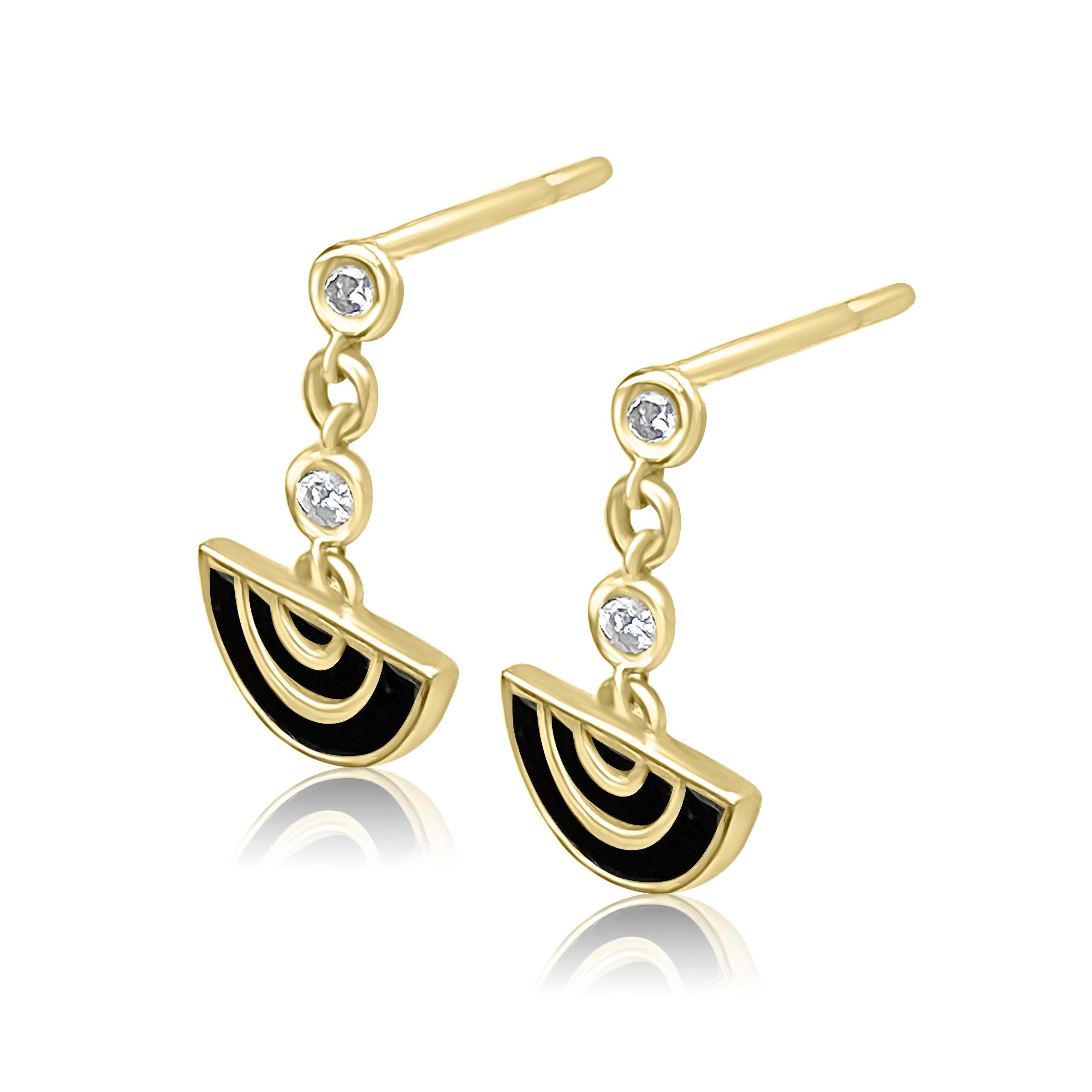 Part of the New Vintage collection, these earrings are the perfect match for the modern woman: luxurious, distinctive, and versatile.

Handcrafted from 14 karat solid yellow gold, these half-moon earrings feature concentric semi circles finished