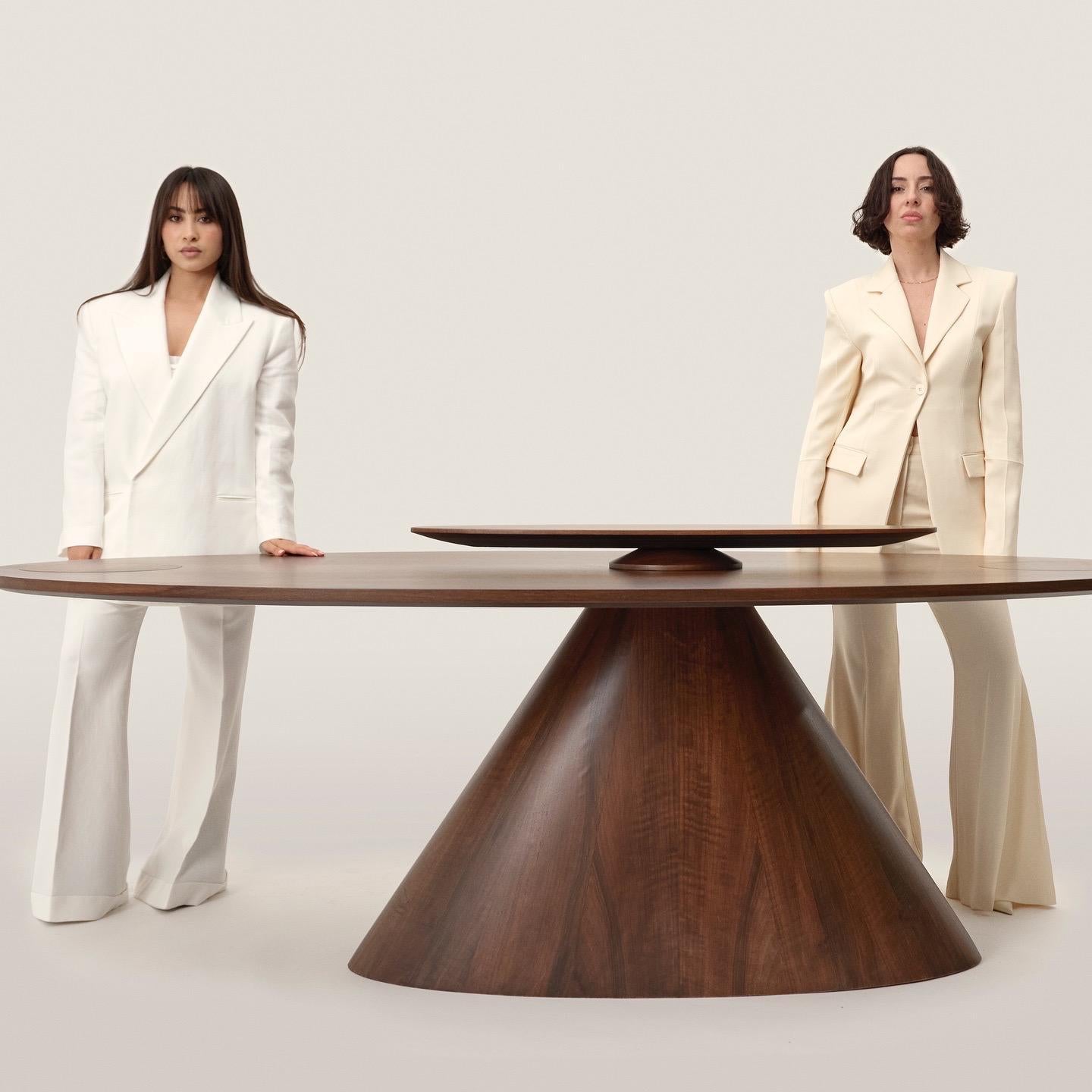 XXIe siècle et contemporain Table à manger demi-lune en vente
