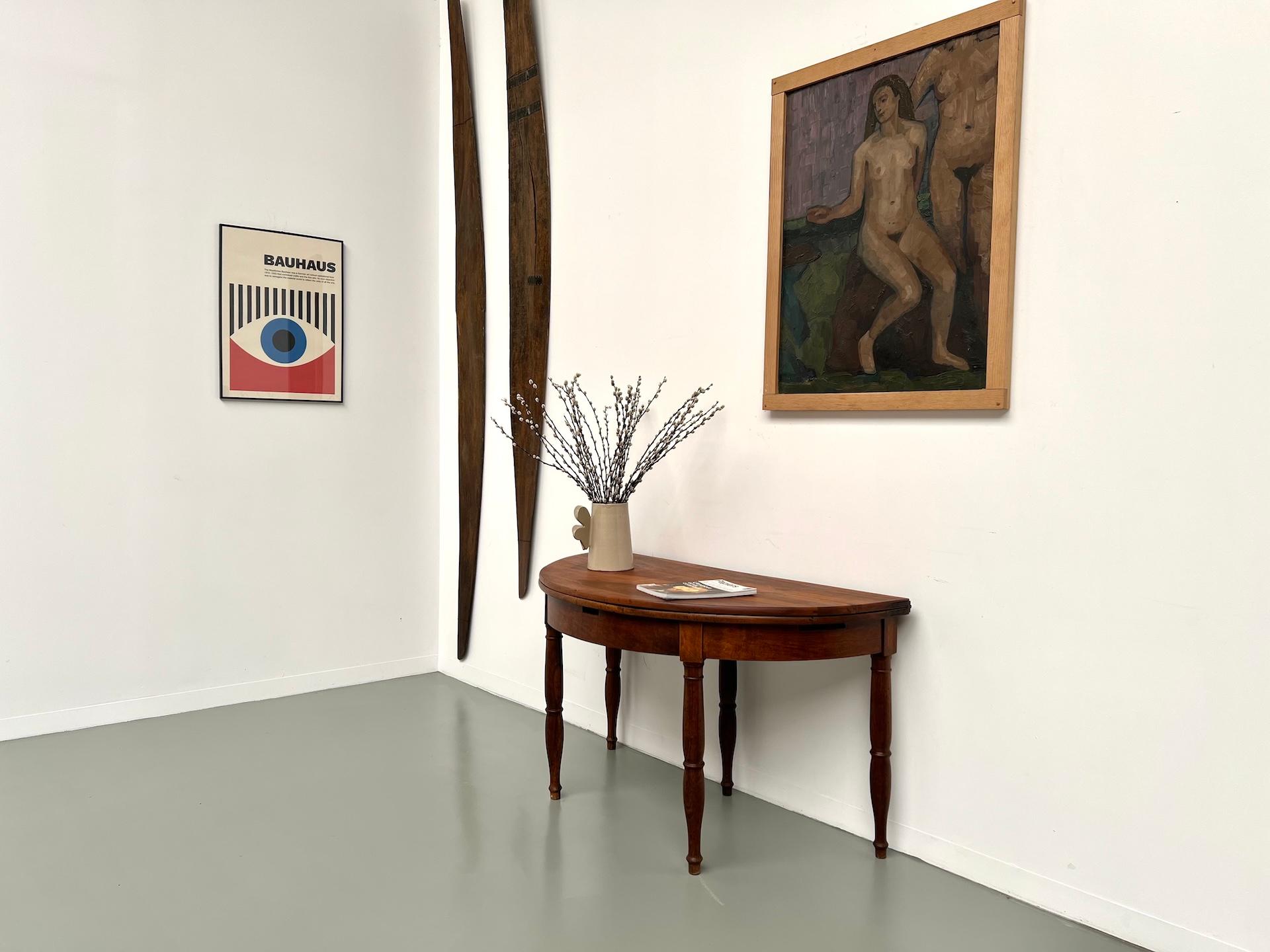 Half-moon french table in solid walnut, circa 1900 For Sale 4