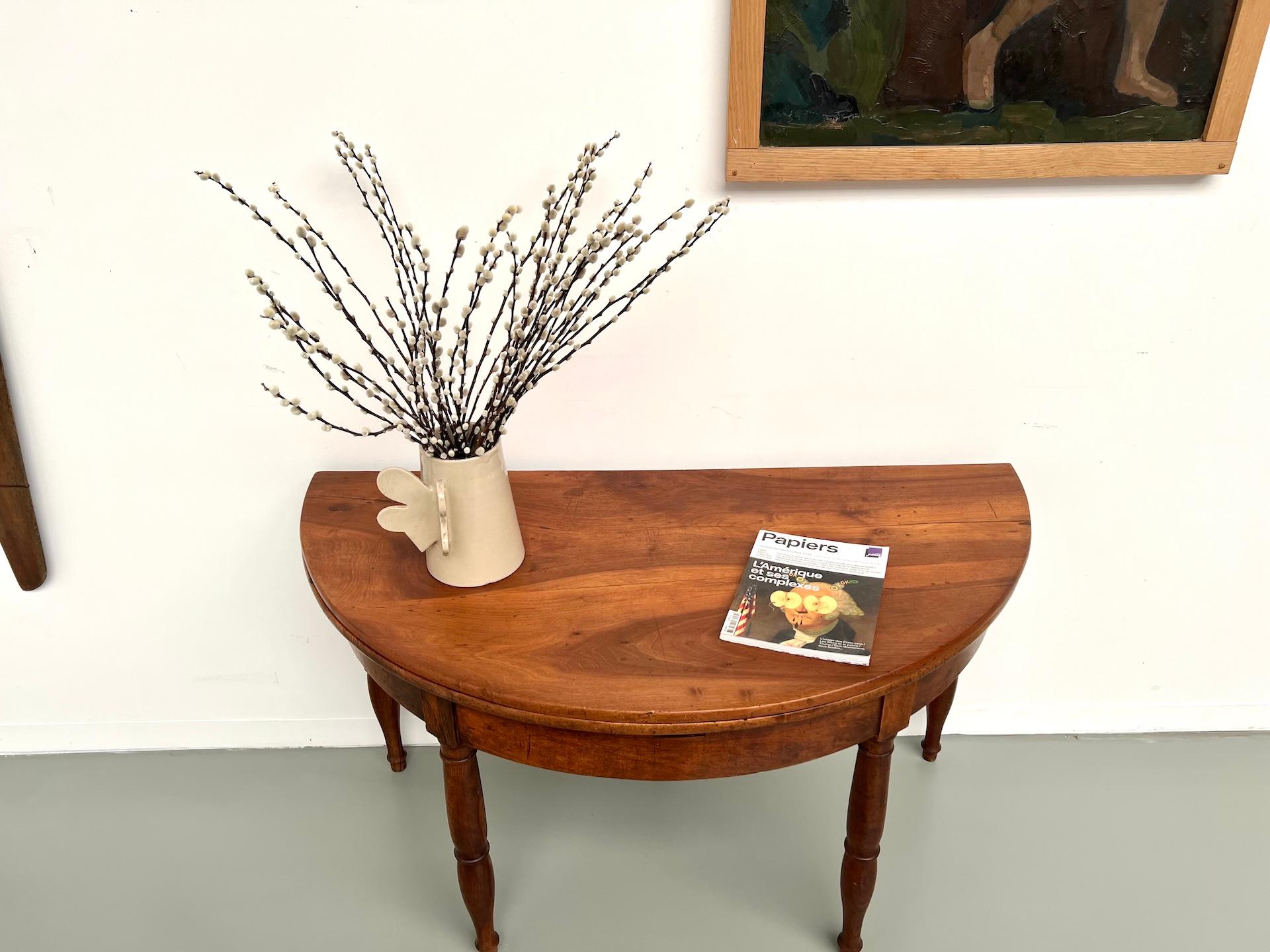 Half-moon french table in solid walnut, circa 1900 For Sale 2