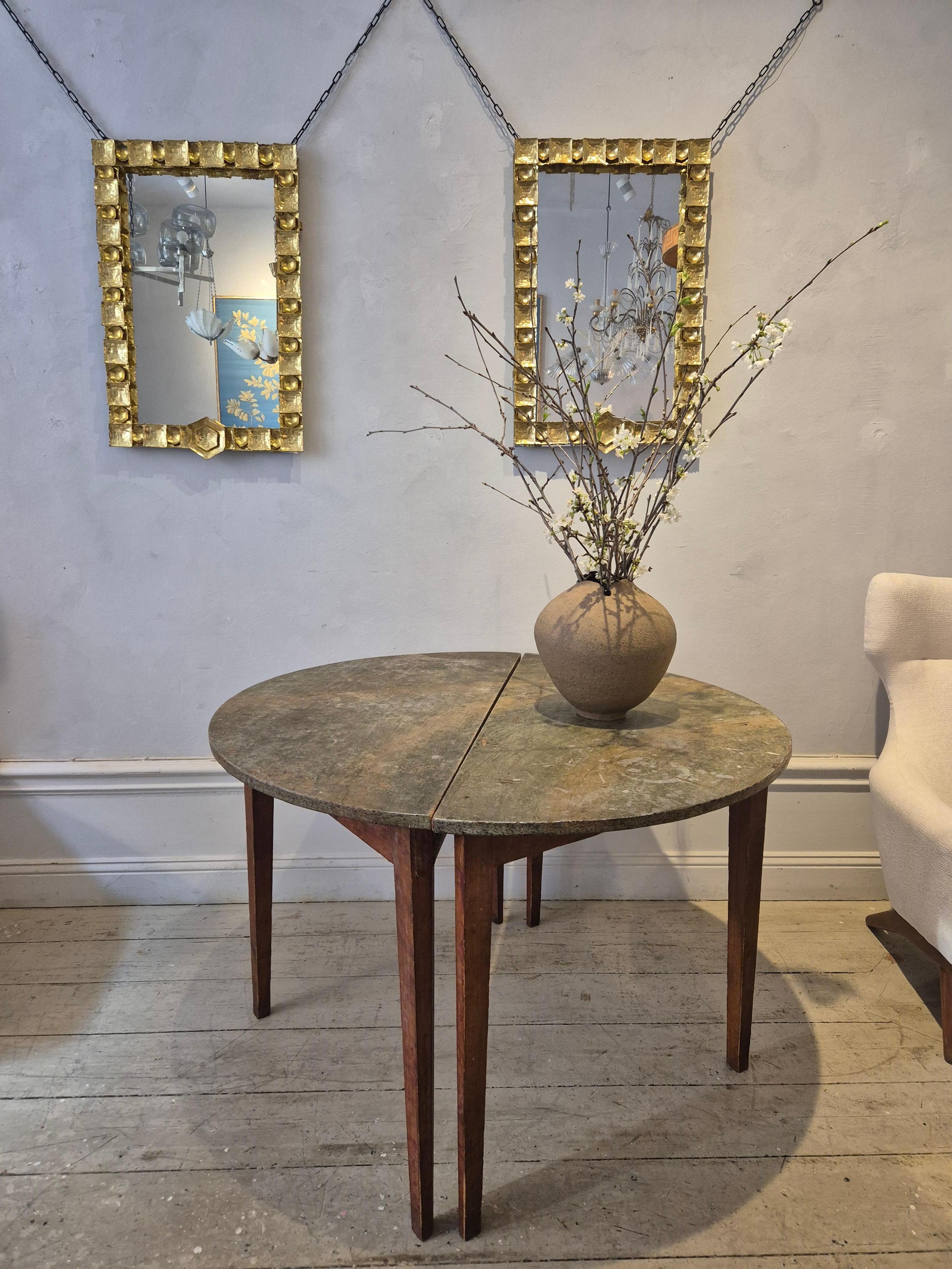 Half moon tables, marbled table tops, Allmoge /Swedish provincial style, 1860s. For Sale 3