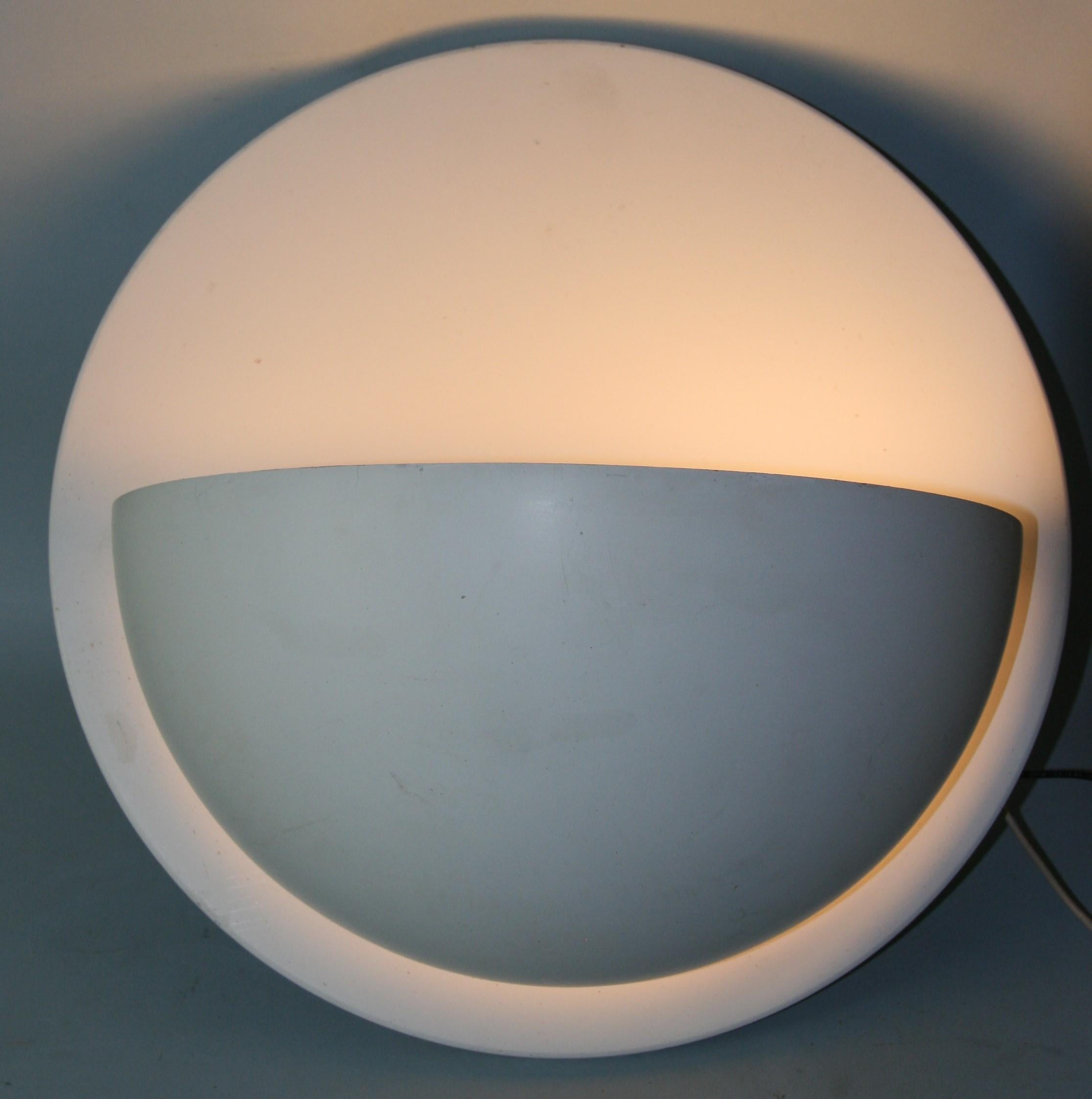 Half Moon Wall Washer Sconce (5 available) In Good Condition For Sale In Douglas Manor, NY