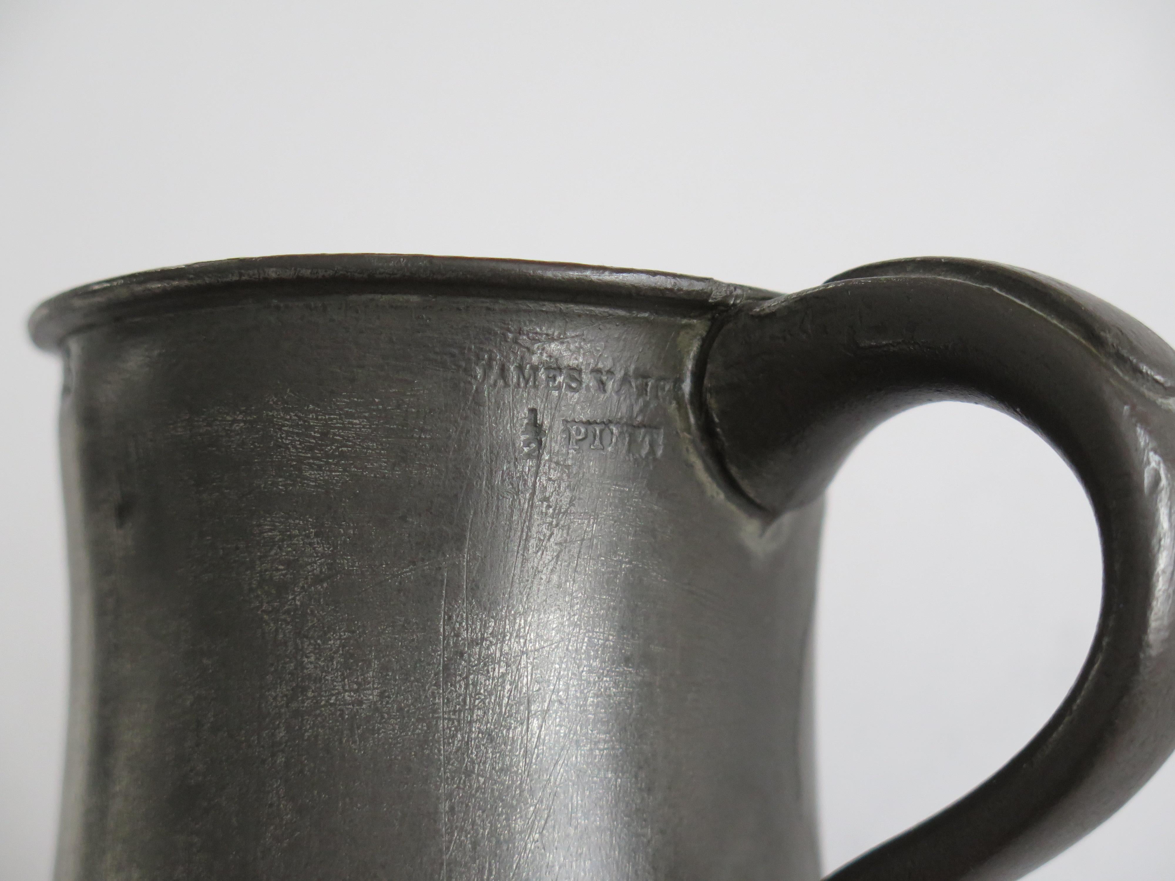 Half Pint Pewter Tankard by James Yates fully stamped, English Circa 1850 For Sale 2