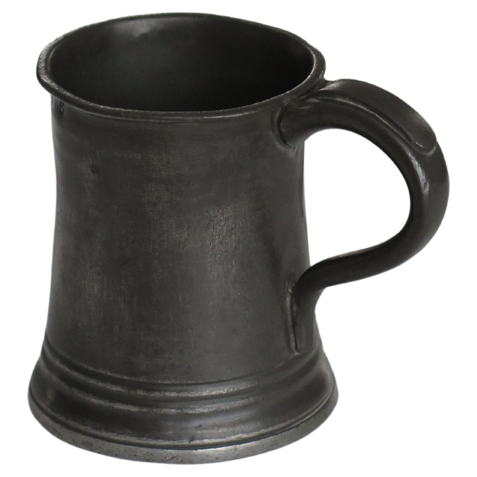 Half Pint Pewter Tankard by James Yates fully stamped, English Circa 1850 For Sale