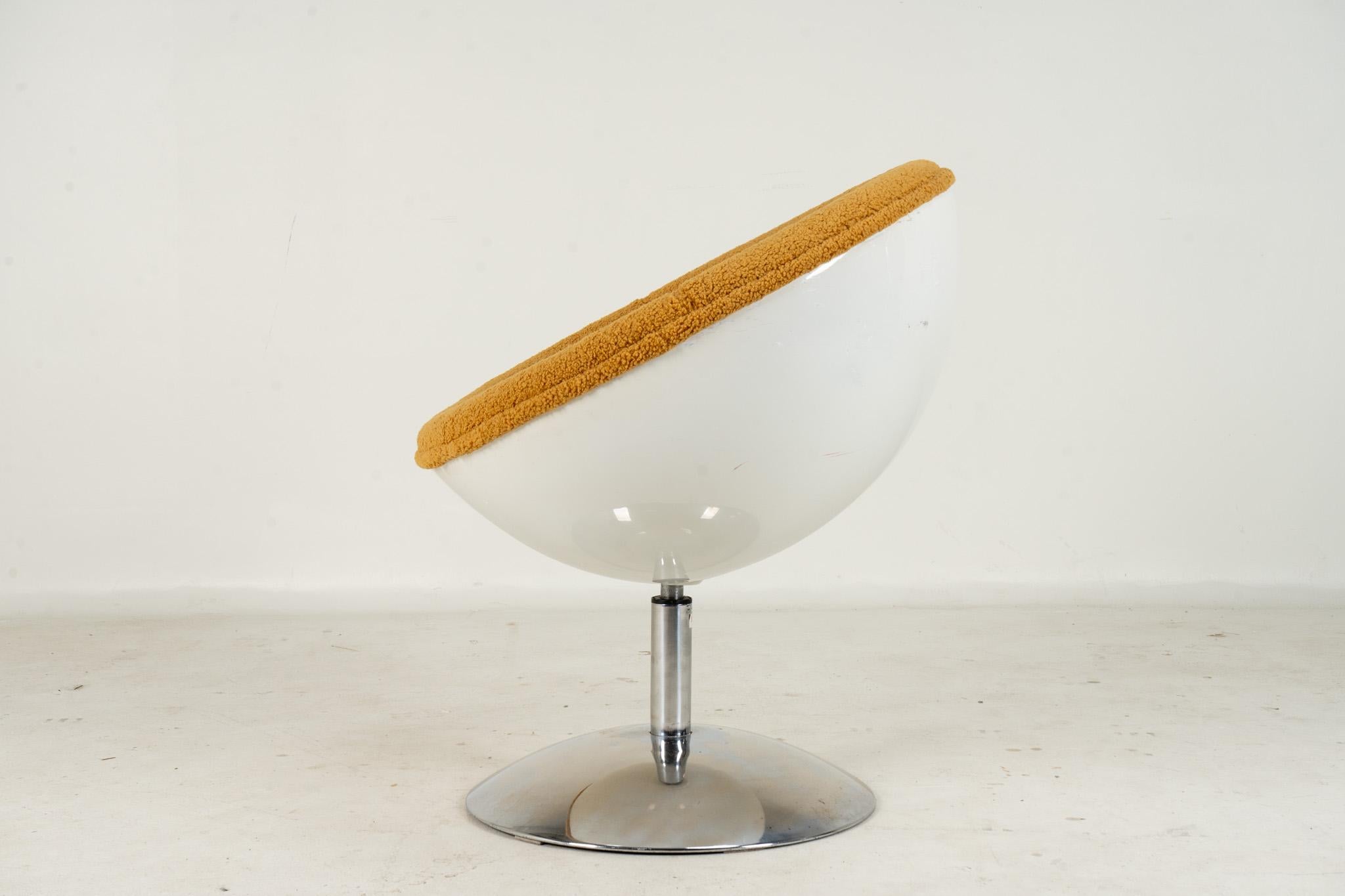 Italian Half-Round Pod Chair with Chrome Base For Sale