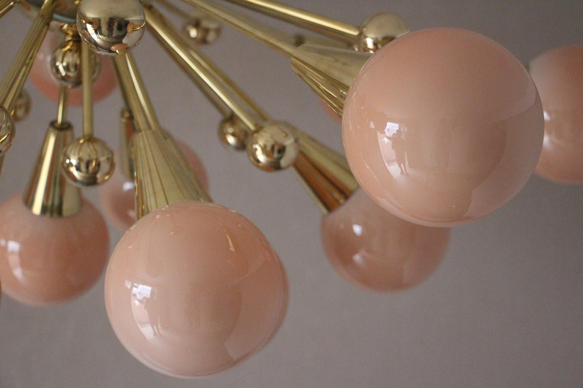 Half Sputnik Chandelier in Light Pink-Beige Murano Glass and Brass 6