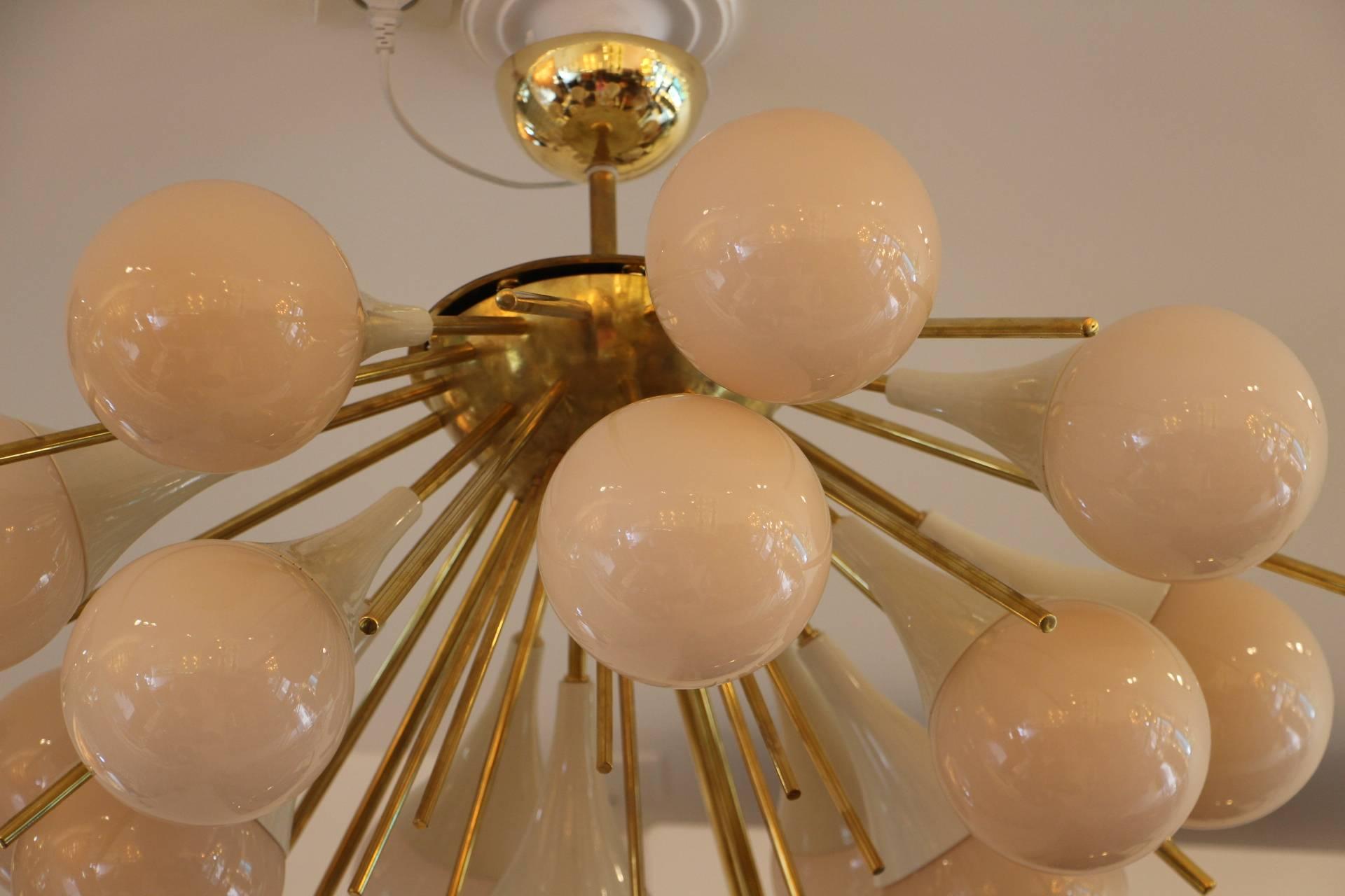 Half Sputnik Chandelier in Light Pink-Beige Murano Glass and Brass 8