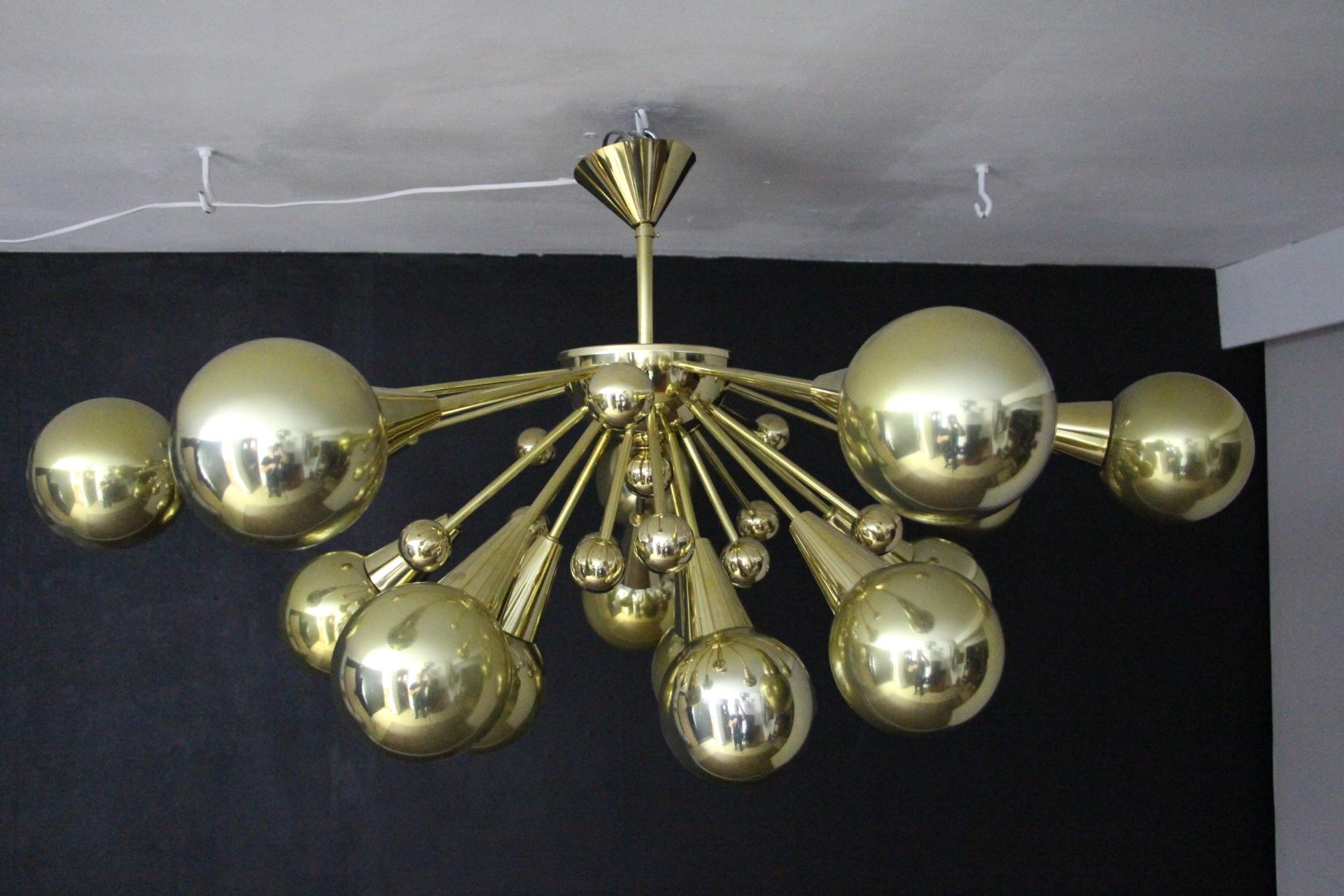 Mid-Century Modern Half Sputnik Mercurised Gold Color Murano Glass Globes Chandelier
