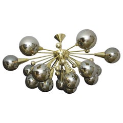 Lampadario con globi di vetro di Murano a forma di mezzo Sputnik mercurizzato di colore argento-oro
