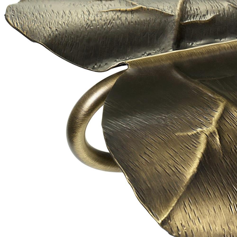 Hammered Halian Table Lamp For Sale