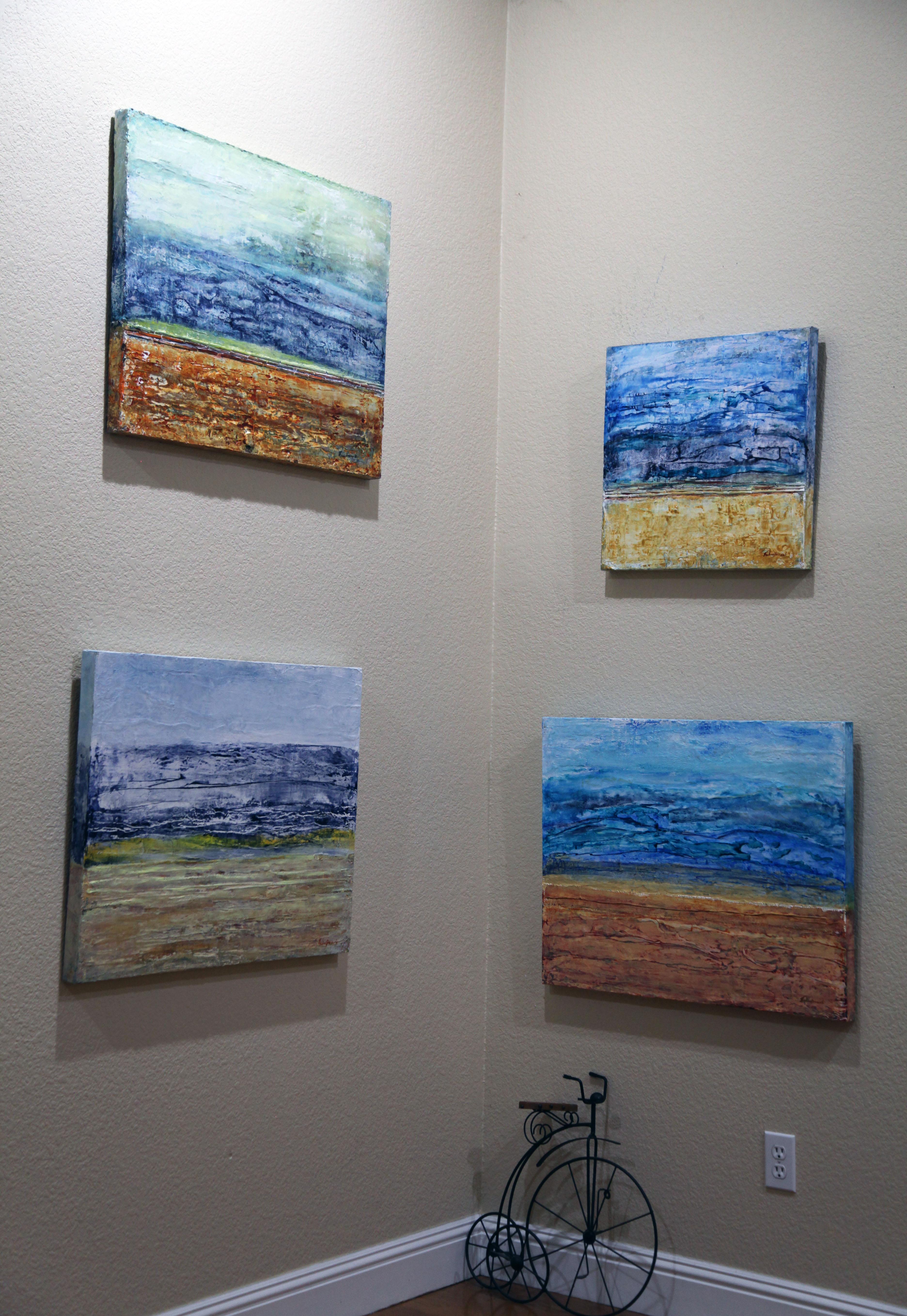 Inspirada en la textura y los colores naturales, guiada por un sentido intuitivo del equilibrio y la armonía.
Se pintó con capas profesionales de pintura acrílica. Apliqué varias capas de pintura acrílica para crear textura.
Los laterales están