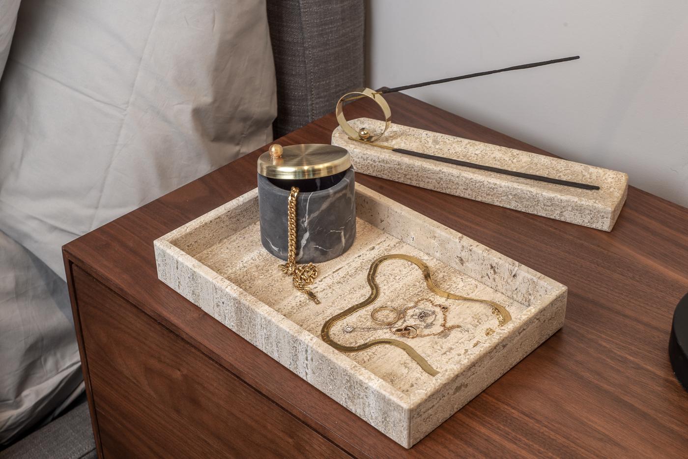 The bruci Halka Incense Burner exudes an air of refined luxury. Its understated design and exquisite details are sure to inspire and captivate, making it the perfect addition to your sanctuary of tranquility and contemplation. The brushed brass