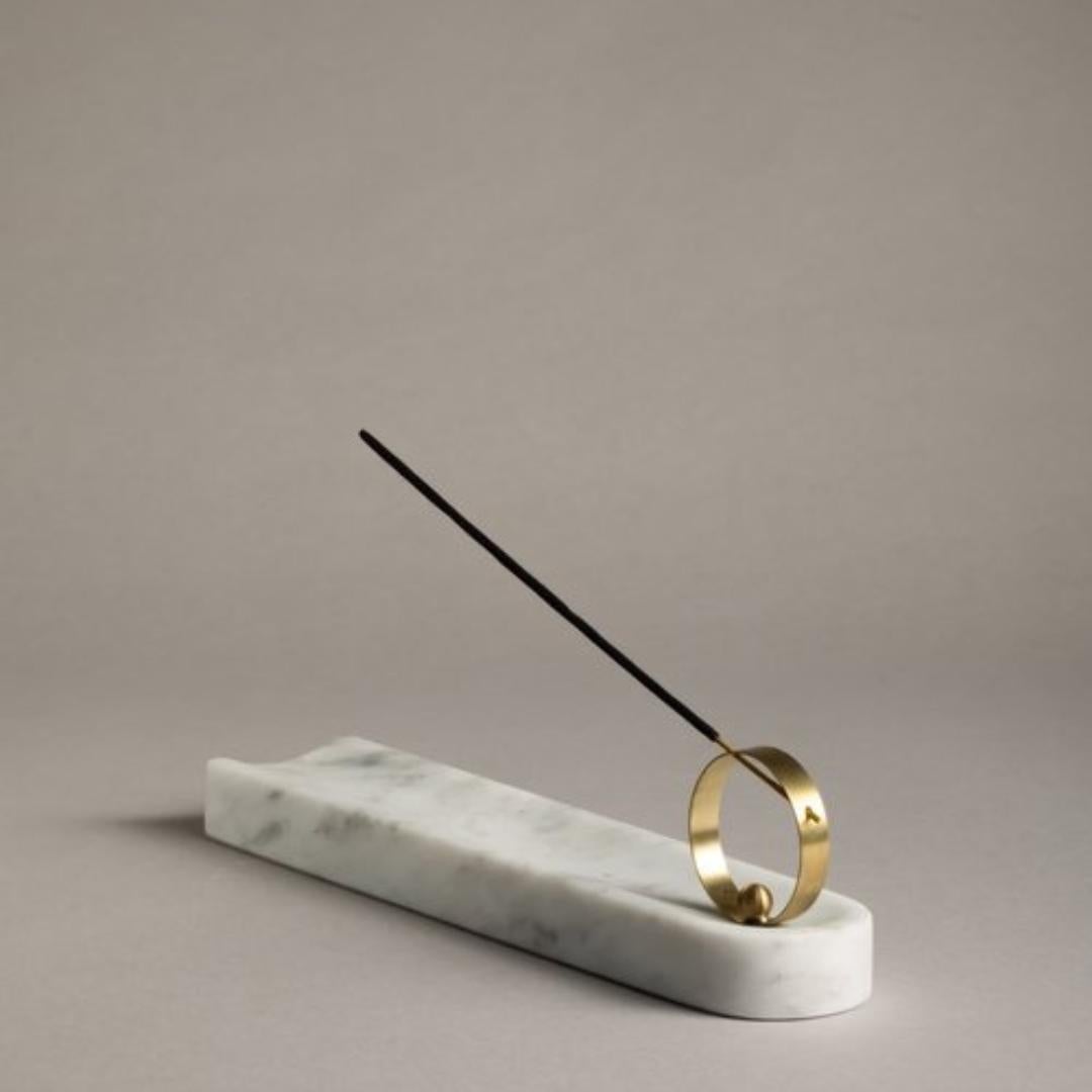 The bruci Halka Incense Burner exudes an air of refined luxury. Its understated design and exquisite details are sure to inspire and captivate, making it the perfect addition to your sanctuary of tranquility and contemplation. The brushed brass