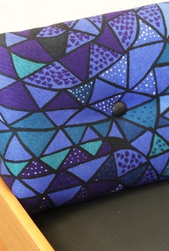 Hall bench in teak with upholstered back cushion Oomph by Viola Gråsten