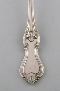 Hallbergs Guldsmeds Ab, Sweden, "Olga" Dessert Spoon in Silver 1946, 3 Pieces