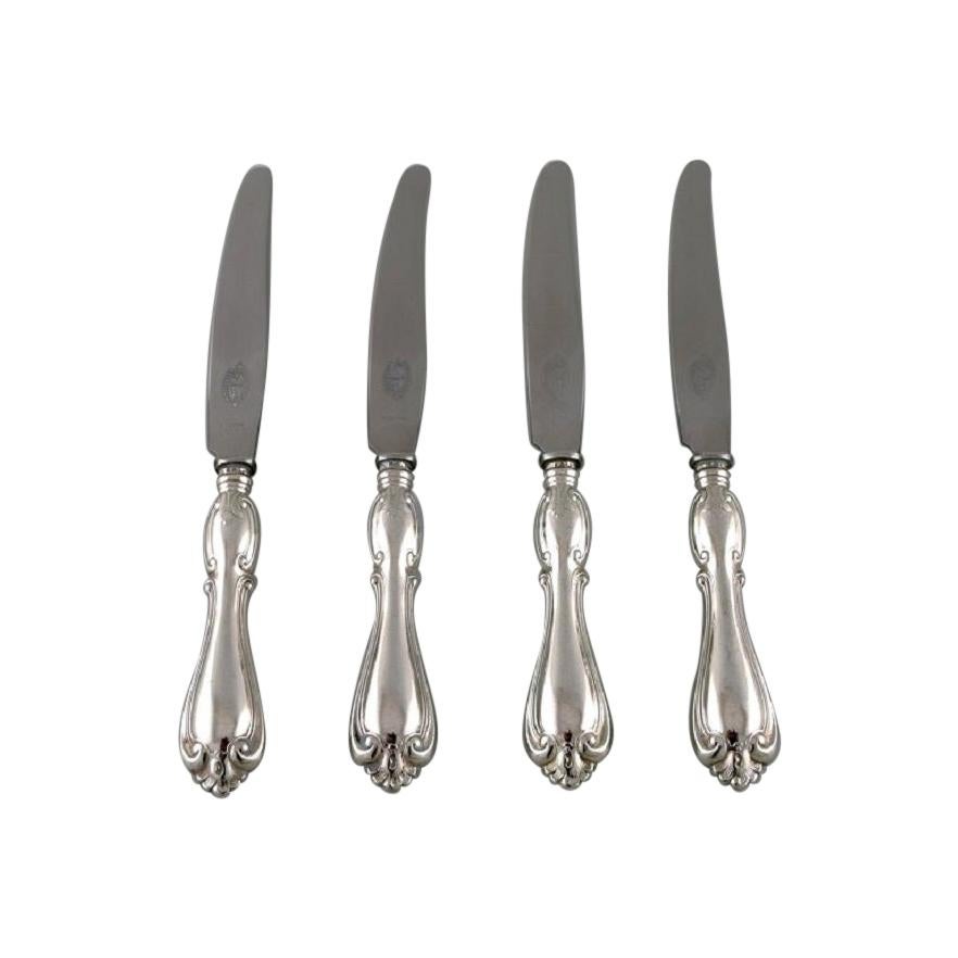 Hallbergs Guldsmeds Ab, Sweden, Set of Four "Olga" Lunch Knives, Dated 1946 For Sale