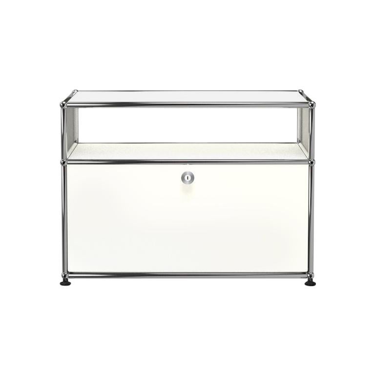 For Sale: White (Pure White) USM Haller Side Table O118