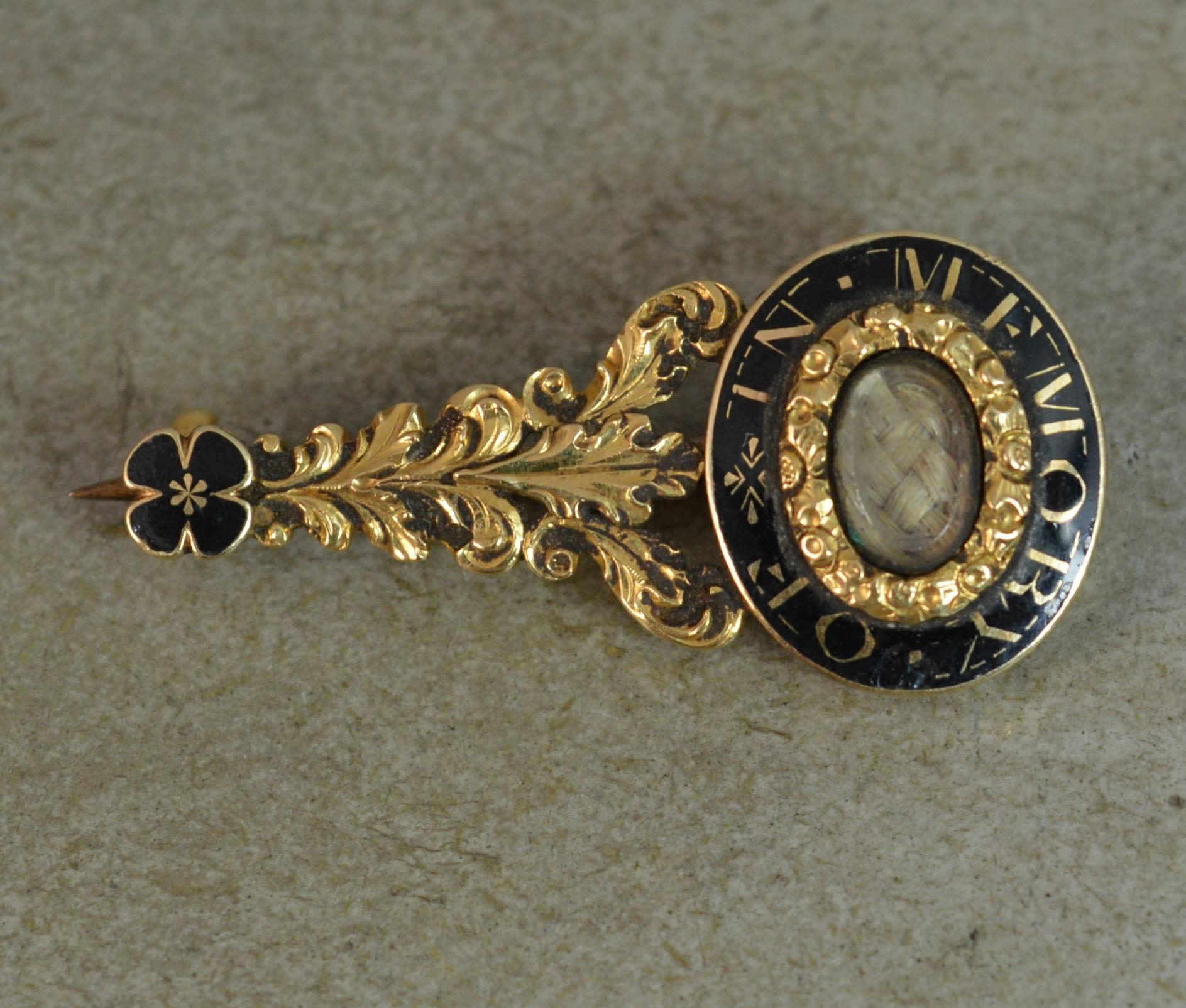 Halley's Comet Mourning in Memory of Brooch Enamel 15 Carat Gold For Sale 5