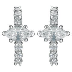 Orecchini Huggie con diamante centrale Marquise coltivato in laboratorio in oro 14K