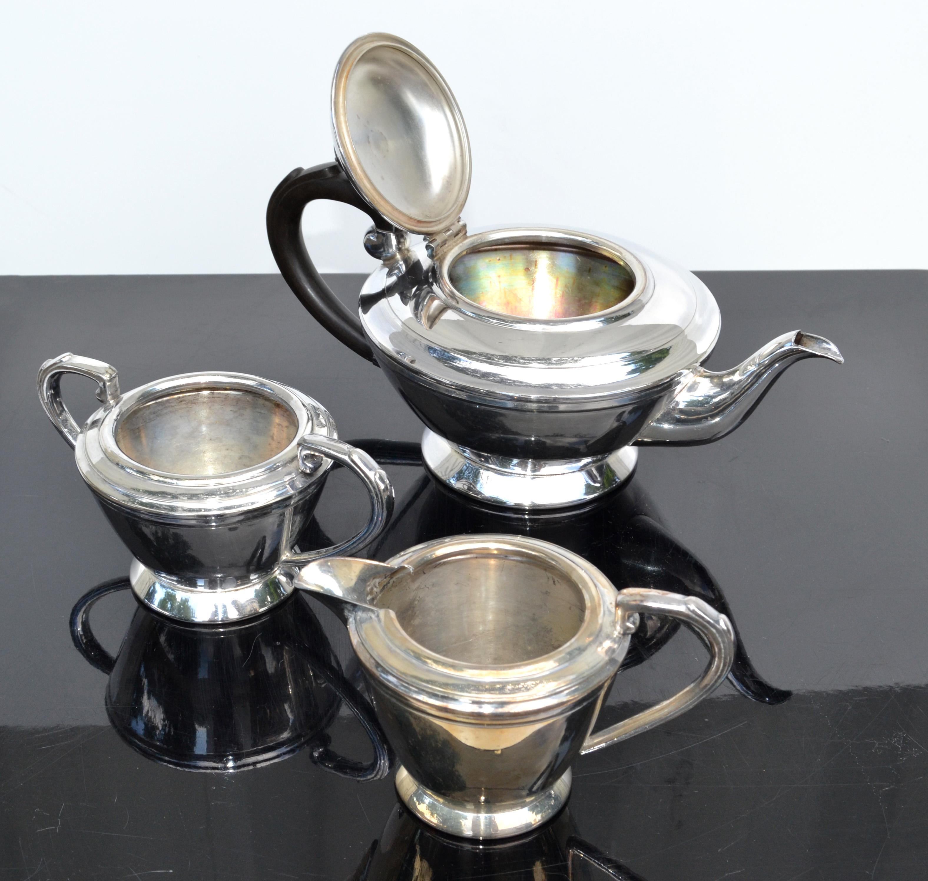 Hallmark English George I Style Silver Plated 3 Pieces Tea Set Bakelite Handles For Sale 2
