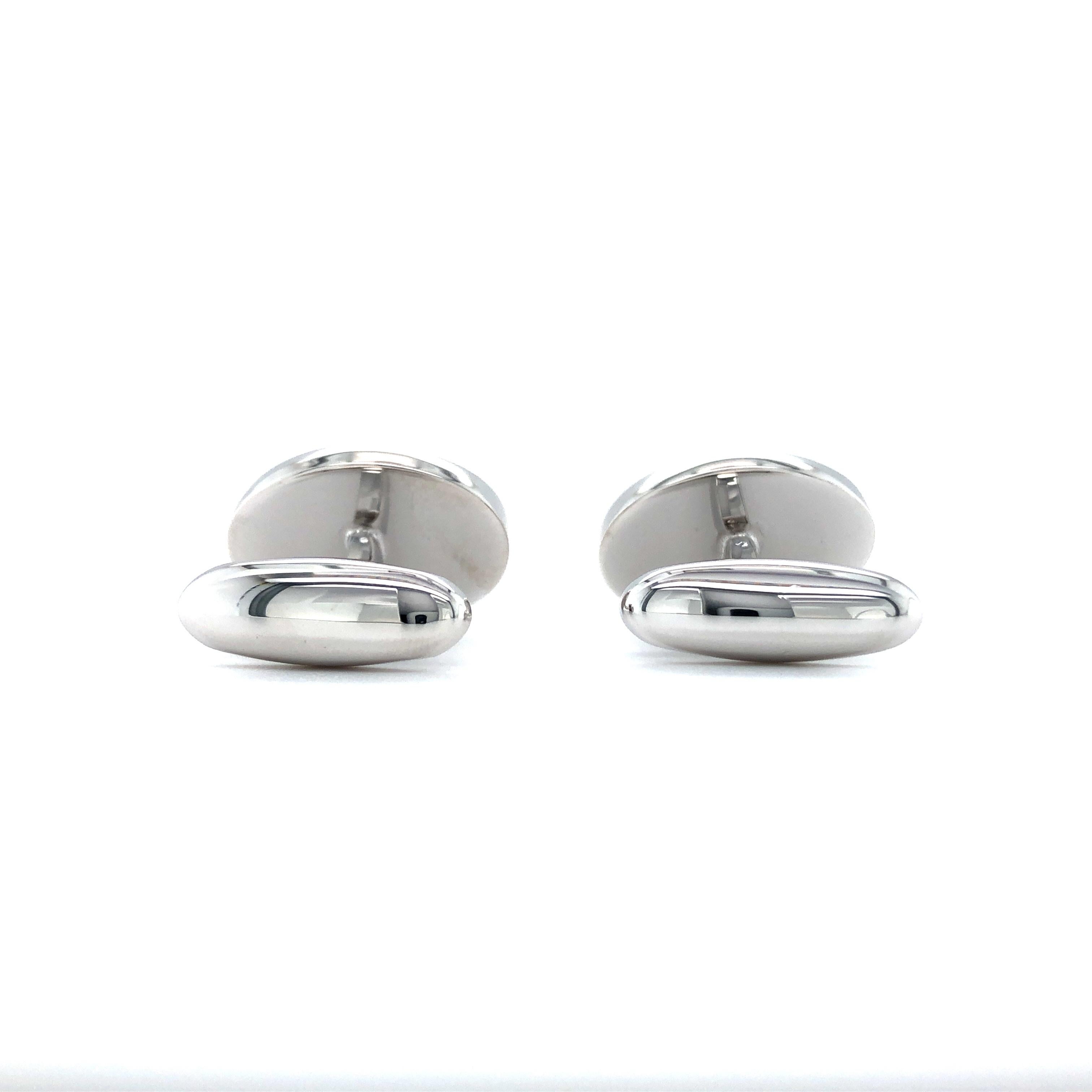 Hallmark Oval Cufflinks in Silver, 14 mm x 18 mm In New Condition For Sale In Pforzheim, DE