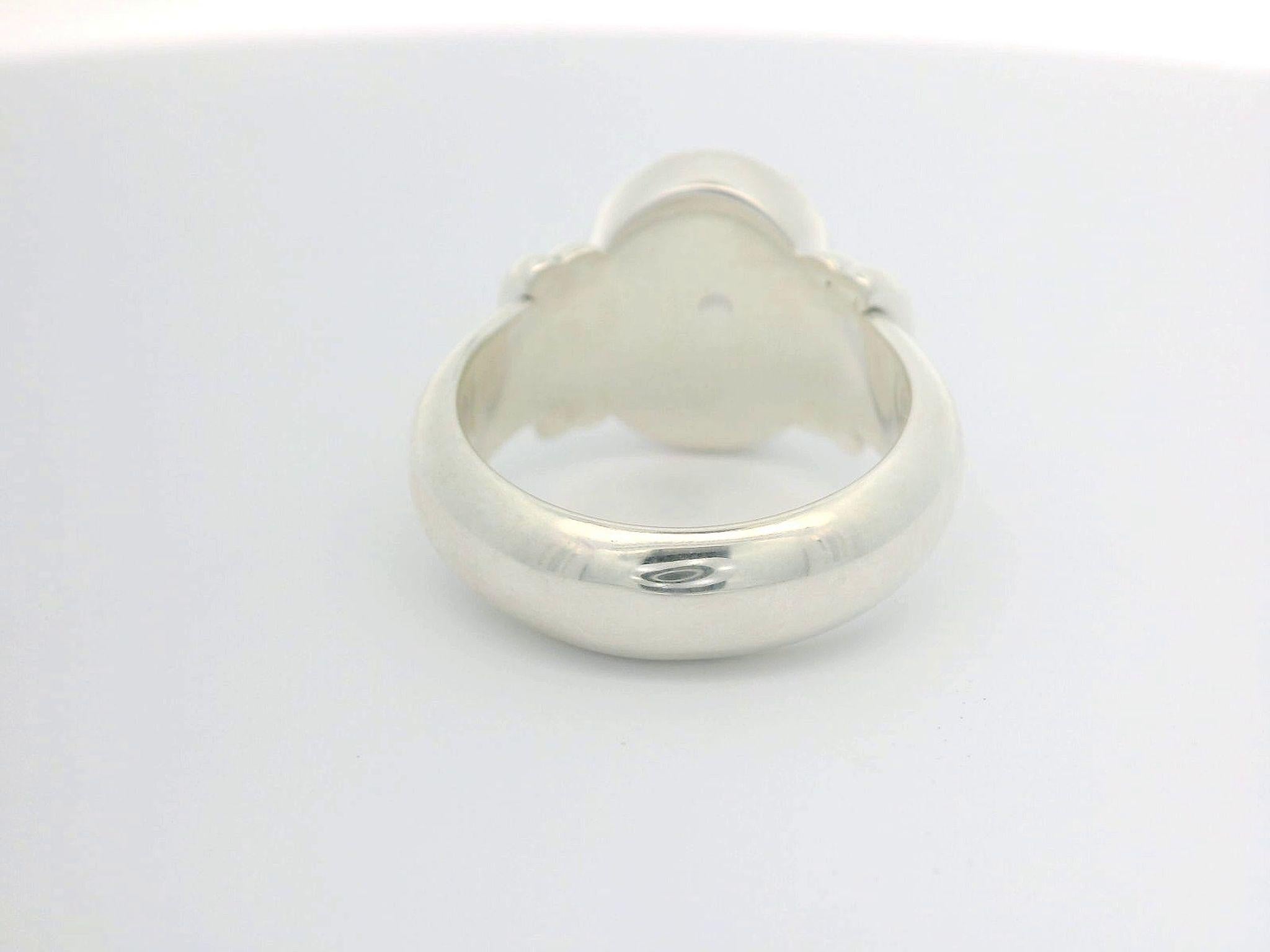 Contemporary Hallmark Oval Signet Ring, 925/- Silver, Rose Quartz with Engraving For Sale