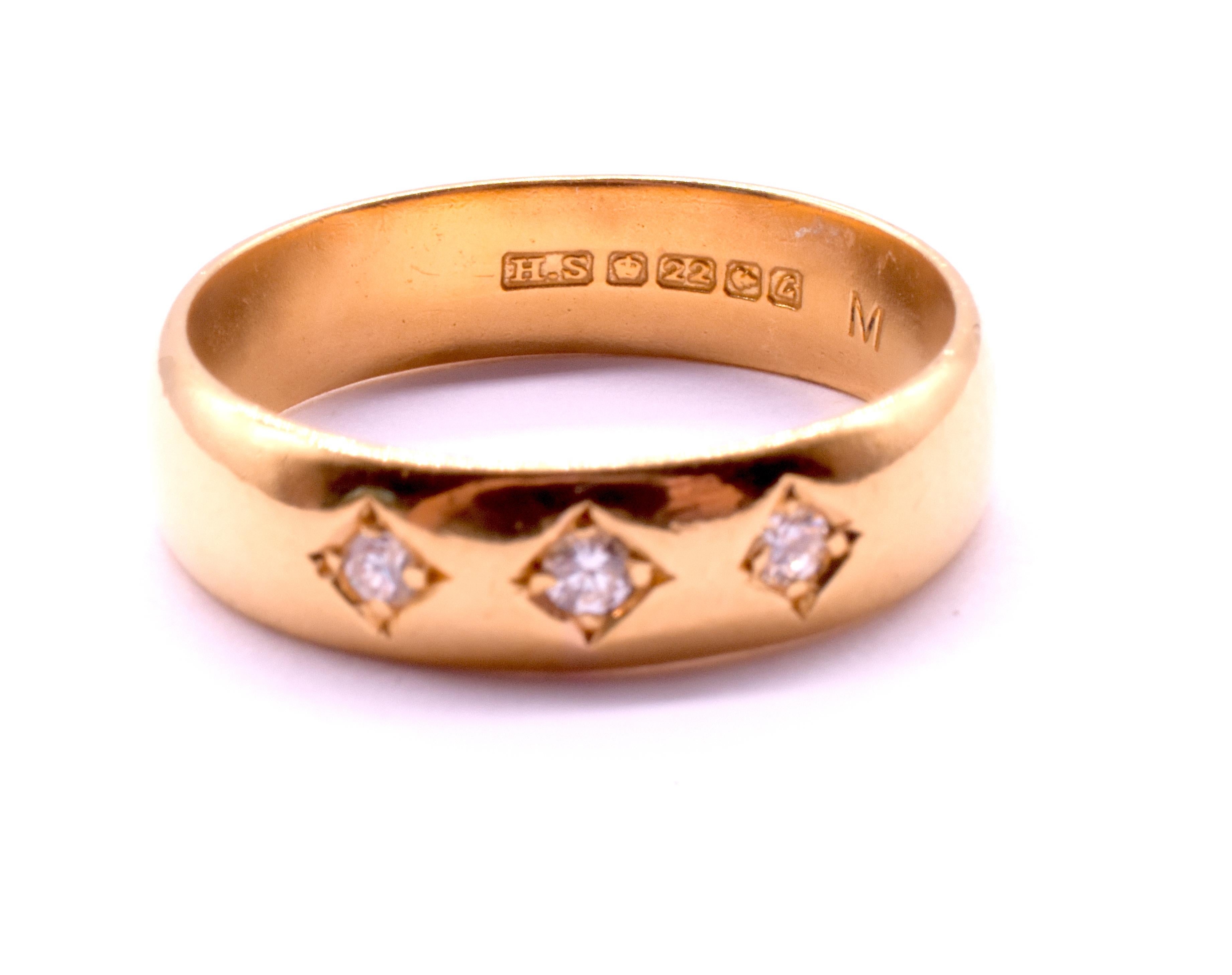 Cushion Cut Hallmarked 1960 22K 3 Diamond Flush Mount Ring For Sale