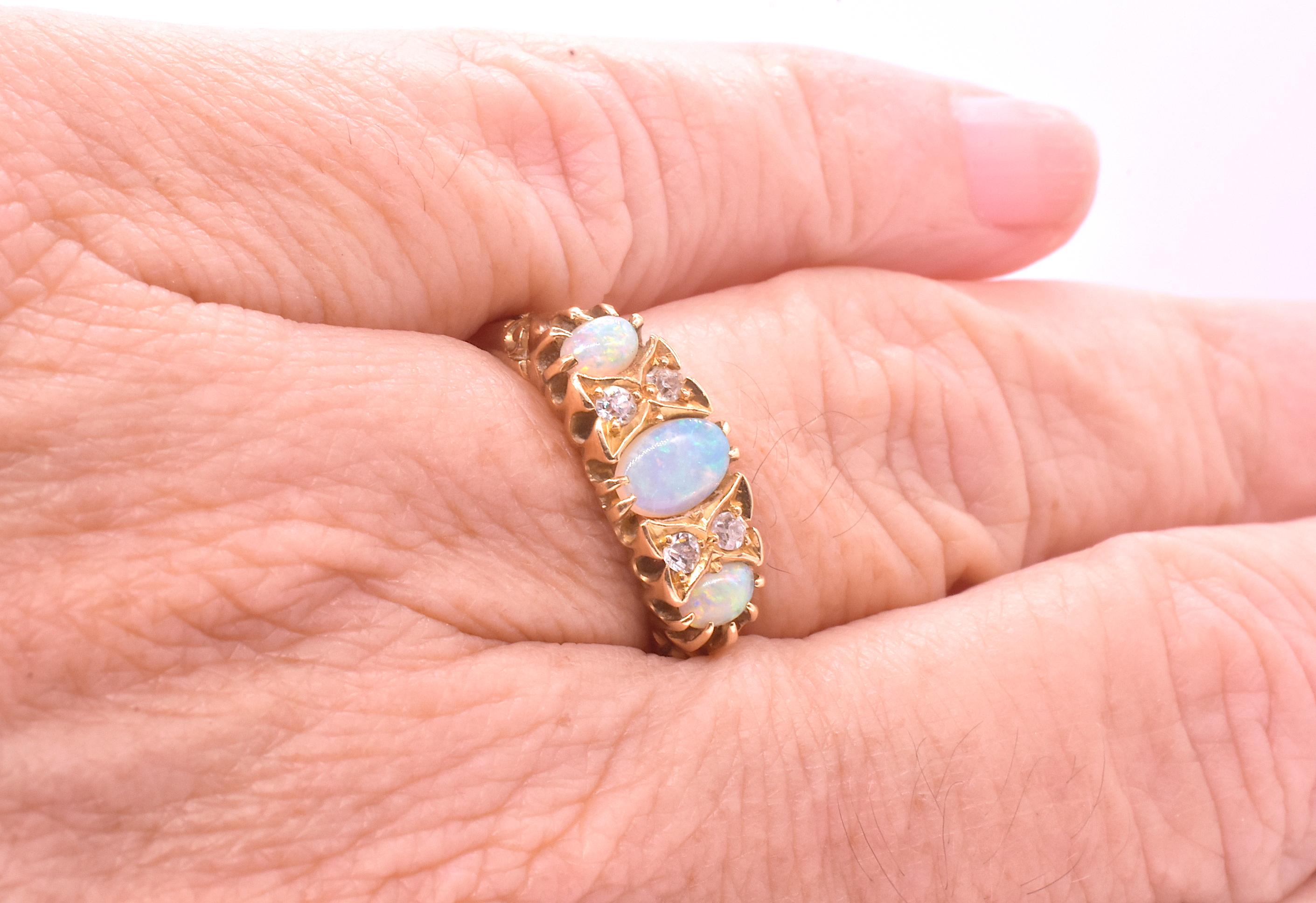 Hallmarked Birmingham 1877 15K opal and diamond 7 stone ring im Angebot 4