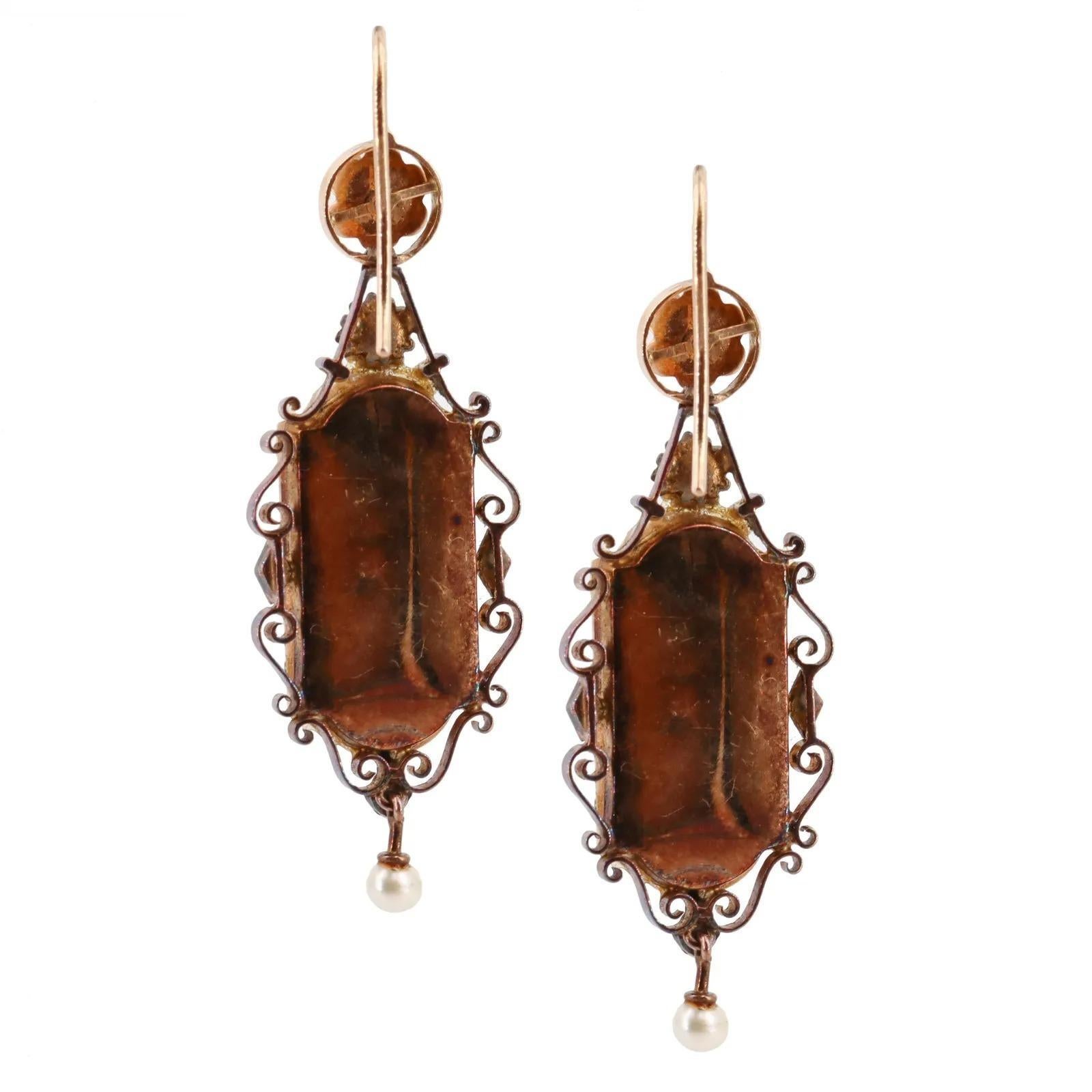 Hallmarked Victorian Diamonds & Coral Low Gold Drop Earrings Corte rosa en venta