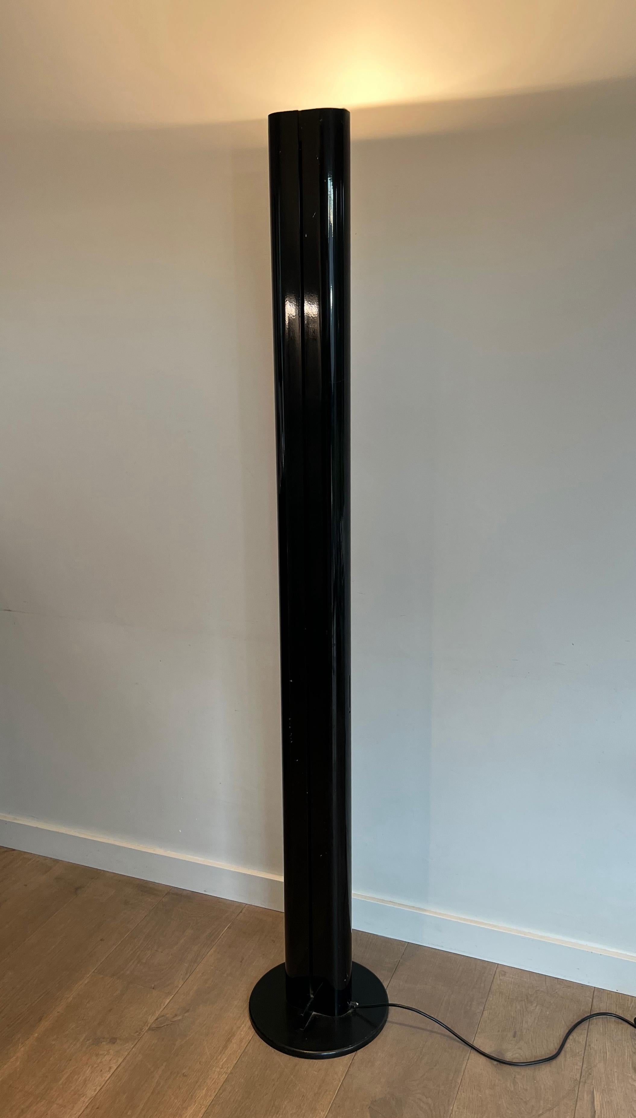 Lampadaire Hallogen Modèle Megaron en métal laqué noir par Gianfranco en vente 11