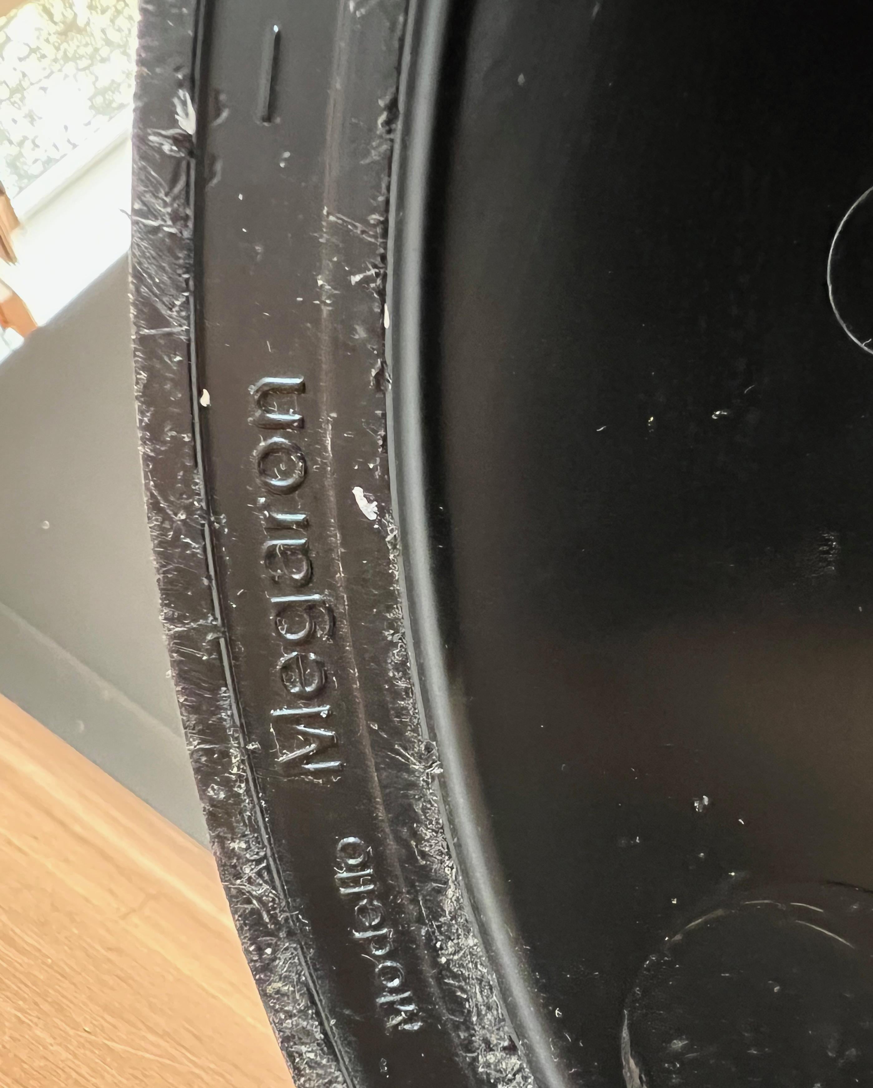 Lampadaire Hallogen Modèle Megaron en métal laqué noir par Gianfranco en vente 1