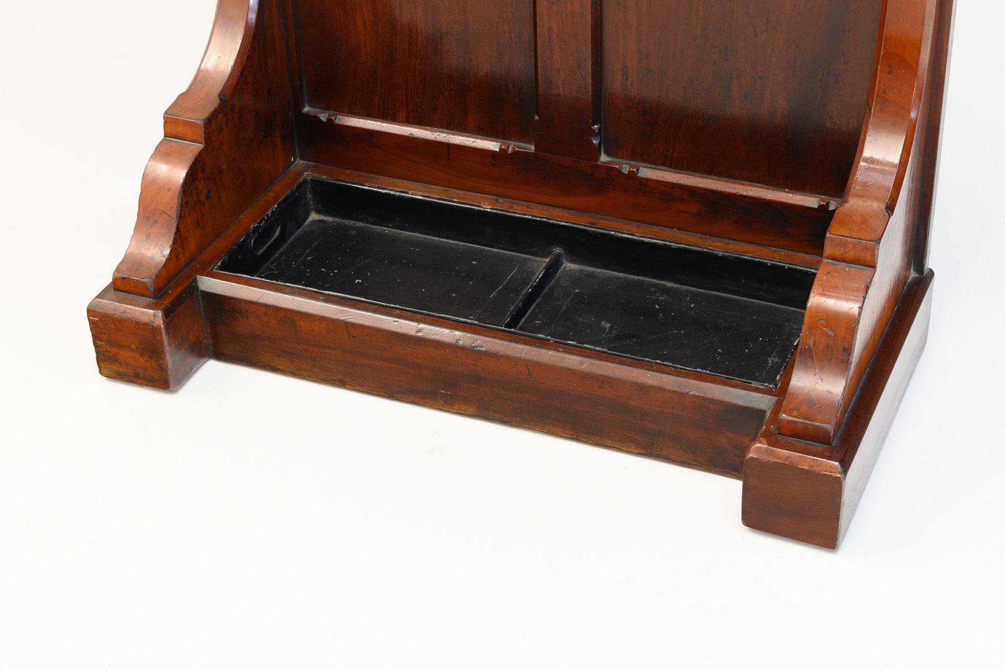 Hallstand in vendita 1
