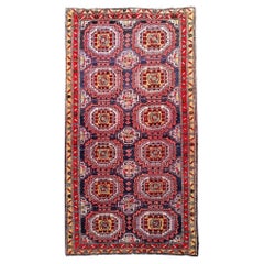 Tapis de couloir caucasien vintage Azeri au design turkmène Collection Djoharian