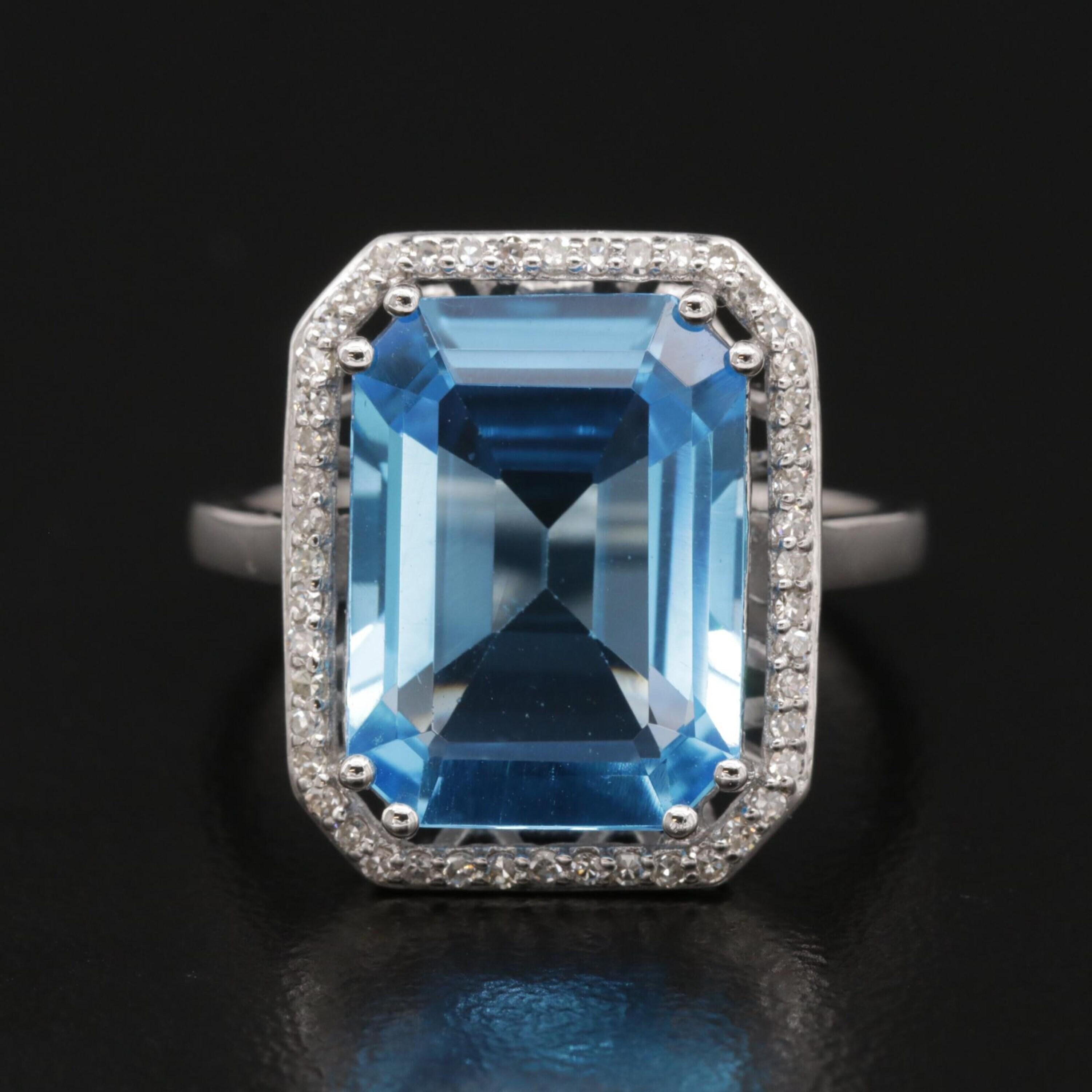 Im Angebot: Halo-zertifizierter Aquamarin-Verlobungsring mit antikem Aquamarin und Diamant () 2