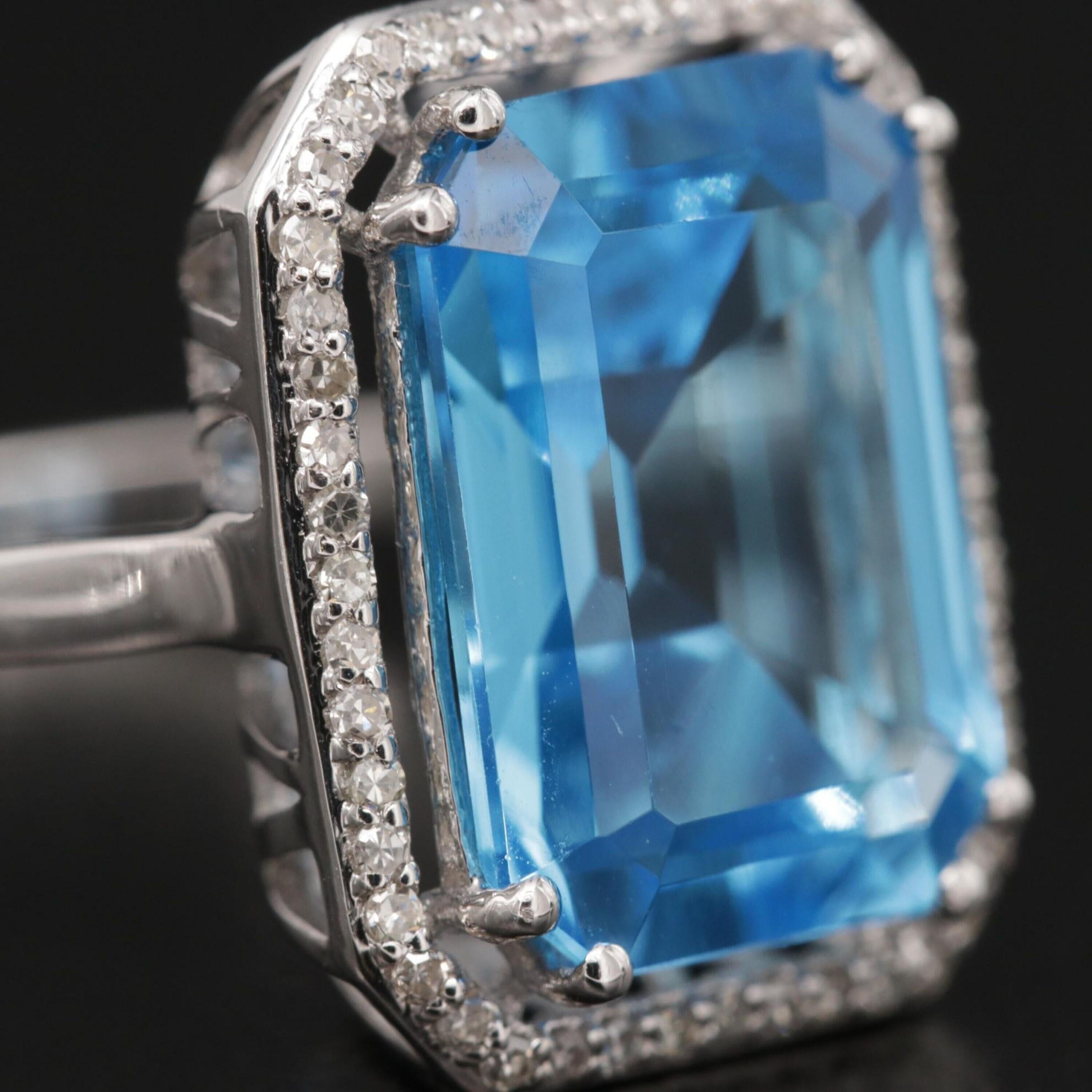 Im Angebot: Halo-zertifizierter Aquamarin-Verlobungsring mit antikem Aquamarin und Diamant () 3
