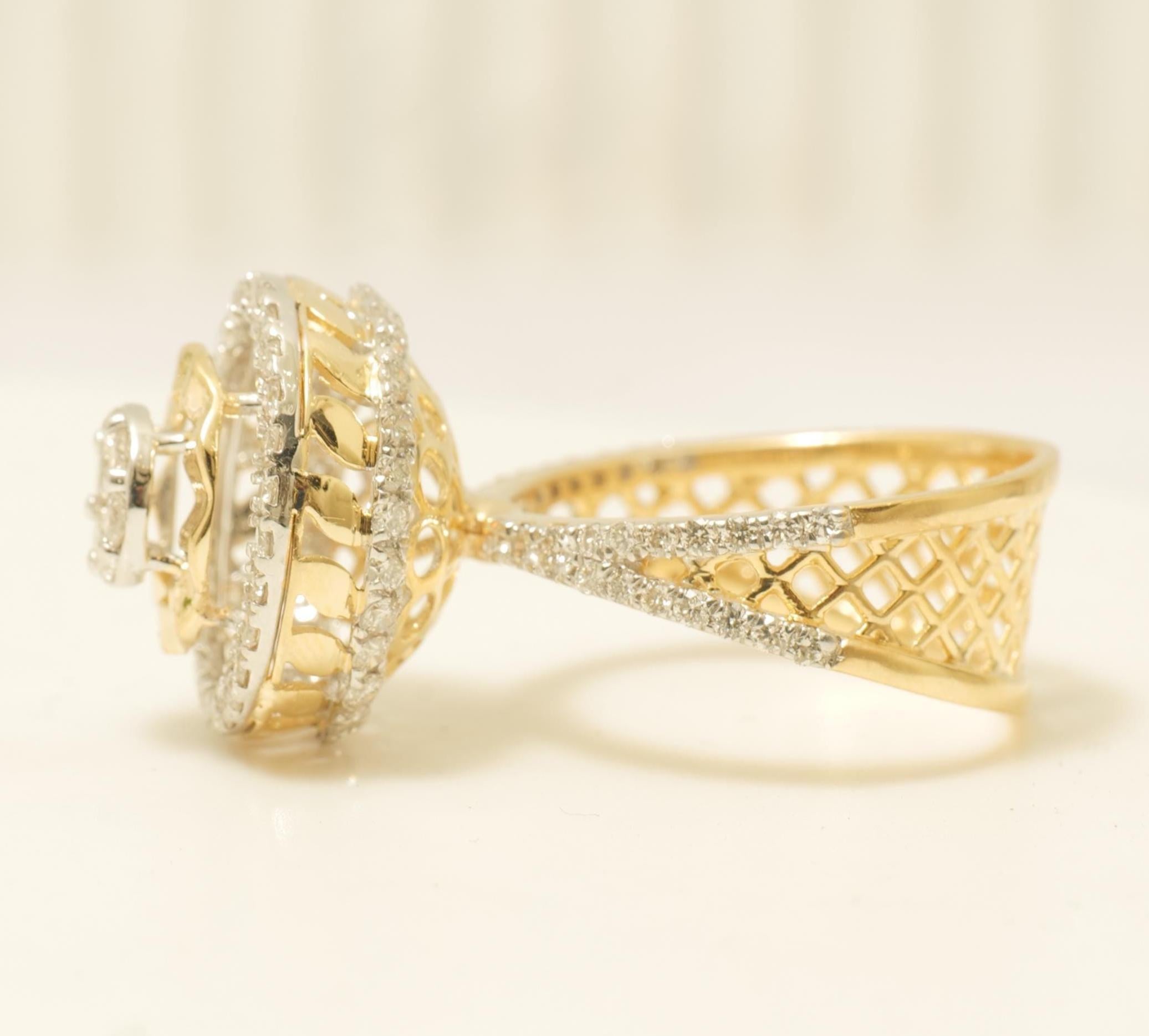 Donna Anello Halo Cluster con doppio tono di diamanti in oro massiccio 14K (certificato) in vendita