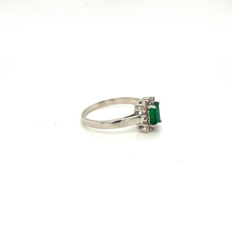 For Sale:  Halo Diamond Emerald Ring in .925 Sterling Silver for Women 5