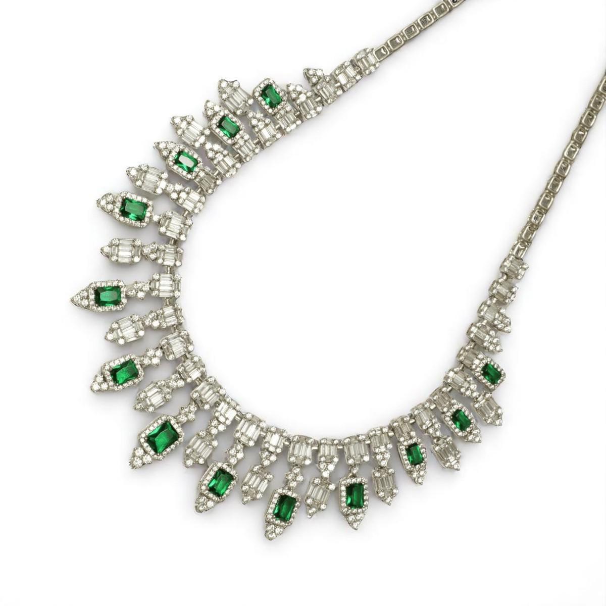 Women's Halo Emerald Diamond Drop Necklace in 14K Solid Gold (Certified) For Sale