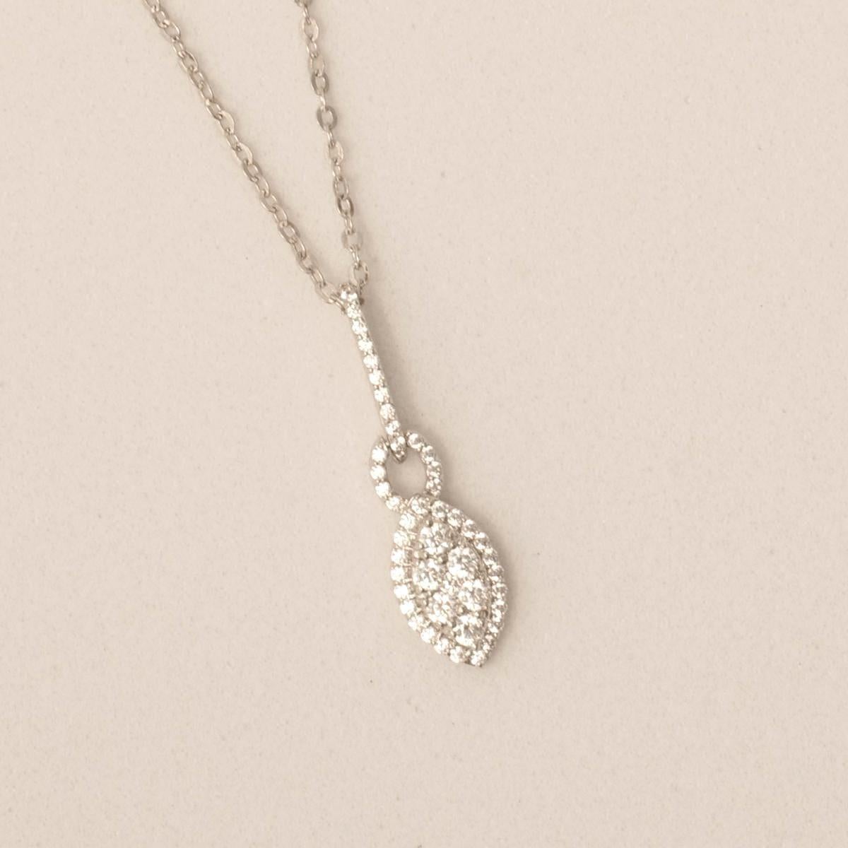 Collier pendentif Halo Eye Illusion en or massif 14k (certifié) Pour femmes en vente