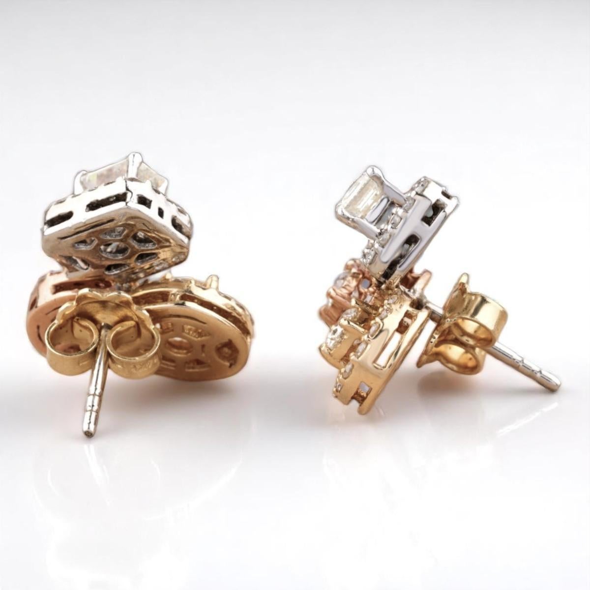 Halo Fancy Diamond Stud Earrings in 14K Solid Gold (Certified) Pour femmes en vente