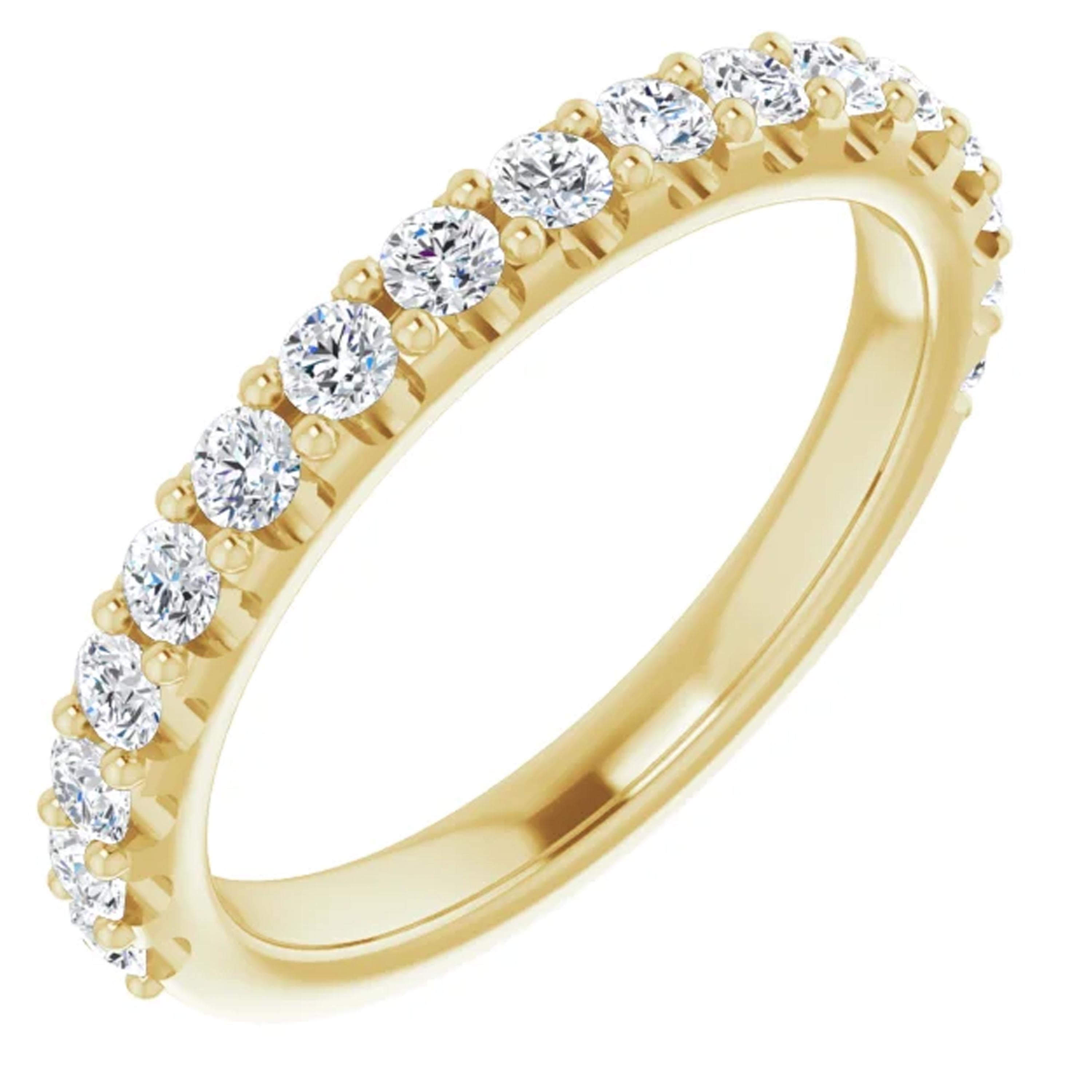 Halo GIA Certified Round Diamond Engagement Ring 14 Karat Yellow Gold 2.10 Carat For Sale 1