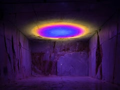 Lampadaire ou projecteur de couleurs Bleu profond Halo Giga de Mandalaki Studio