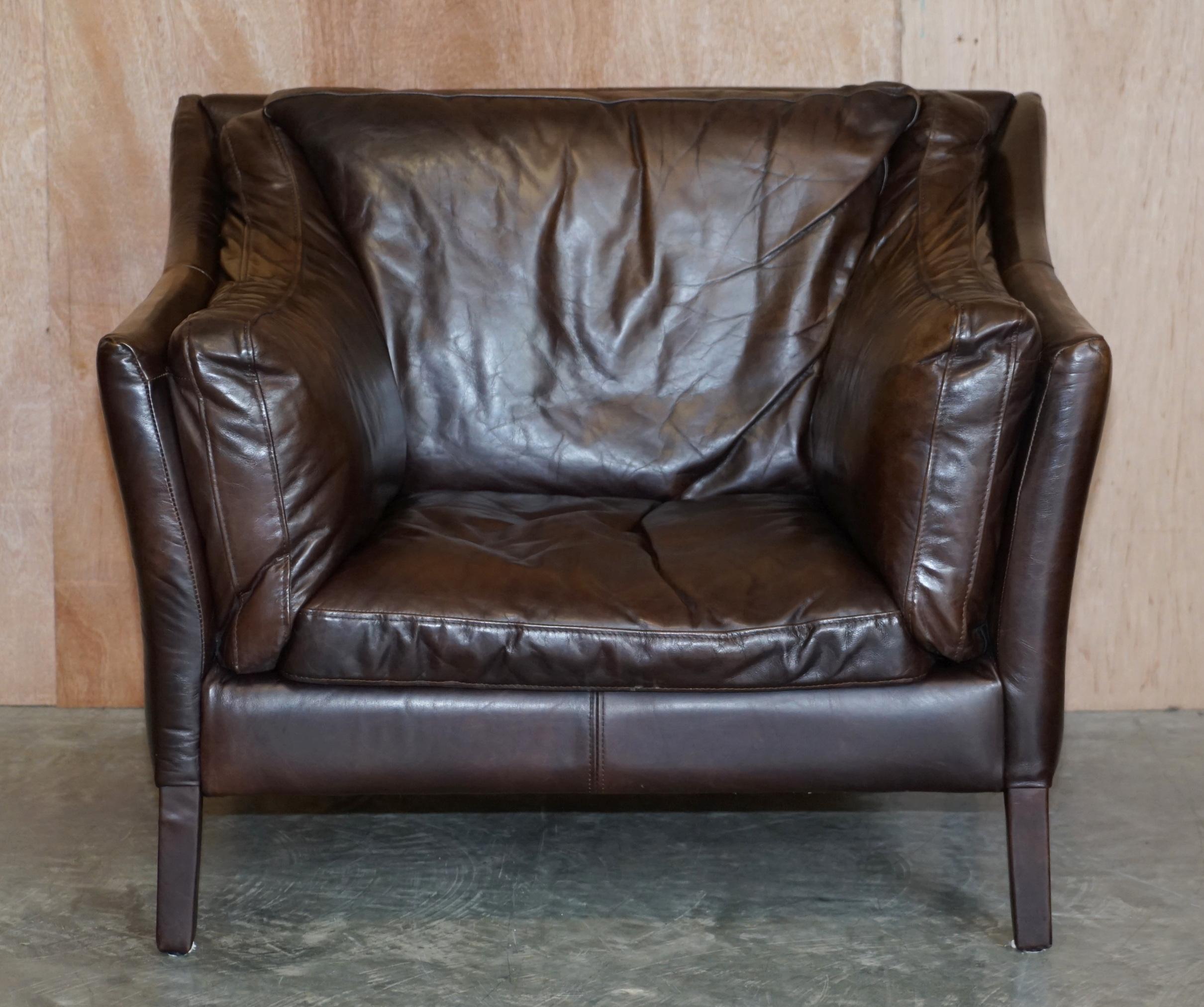 We are delighted to offer this Halo Biker tan brown leather large armchair or love seat

This armchair is in good used condition, we have cleaned waxed and polished it from top to bottom. Bike tan leather is a heritage leather so it looks vintage
