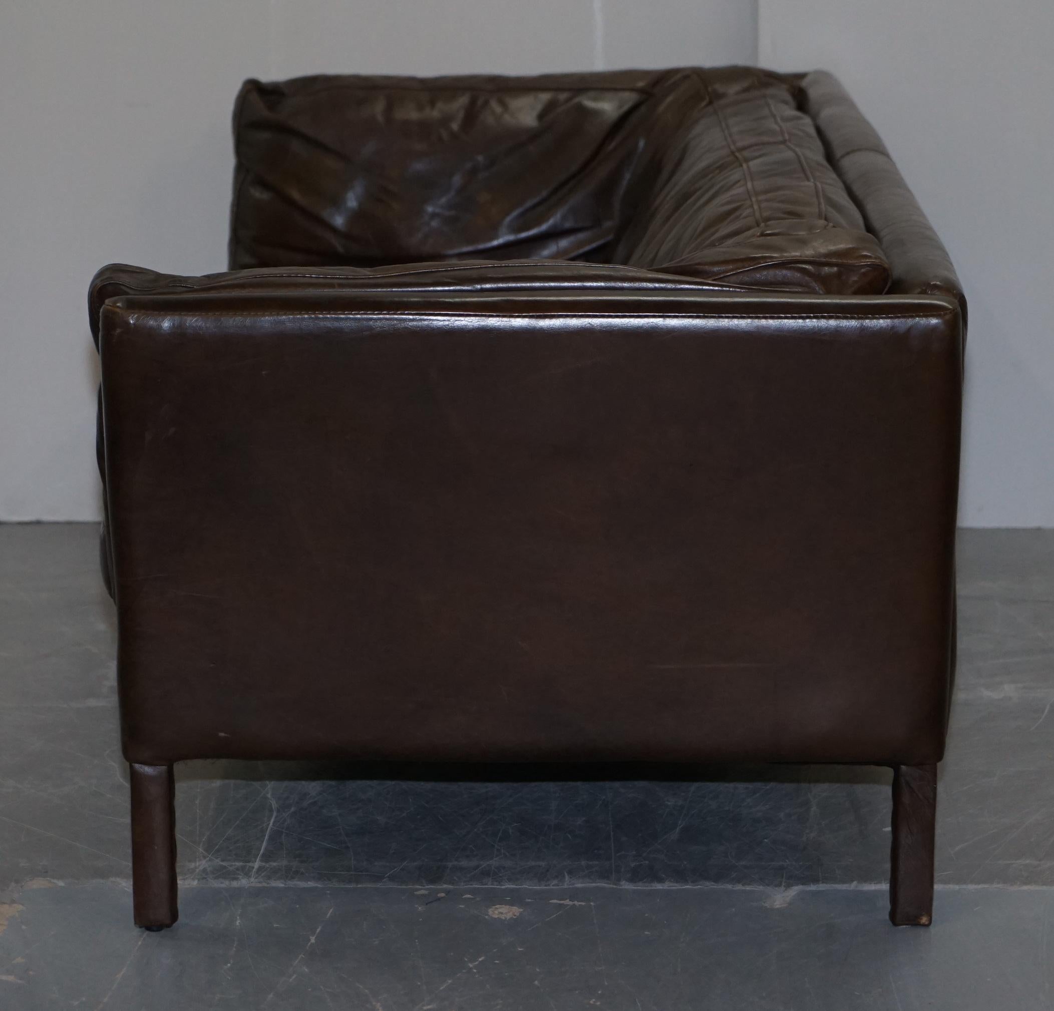 Halo Groucho Conker Brown Leather Large Two-Seat Sofa Comfortable 9