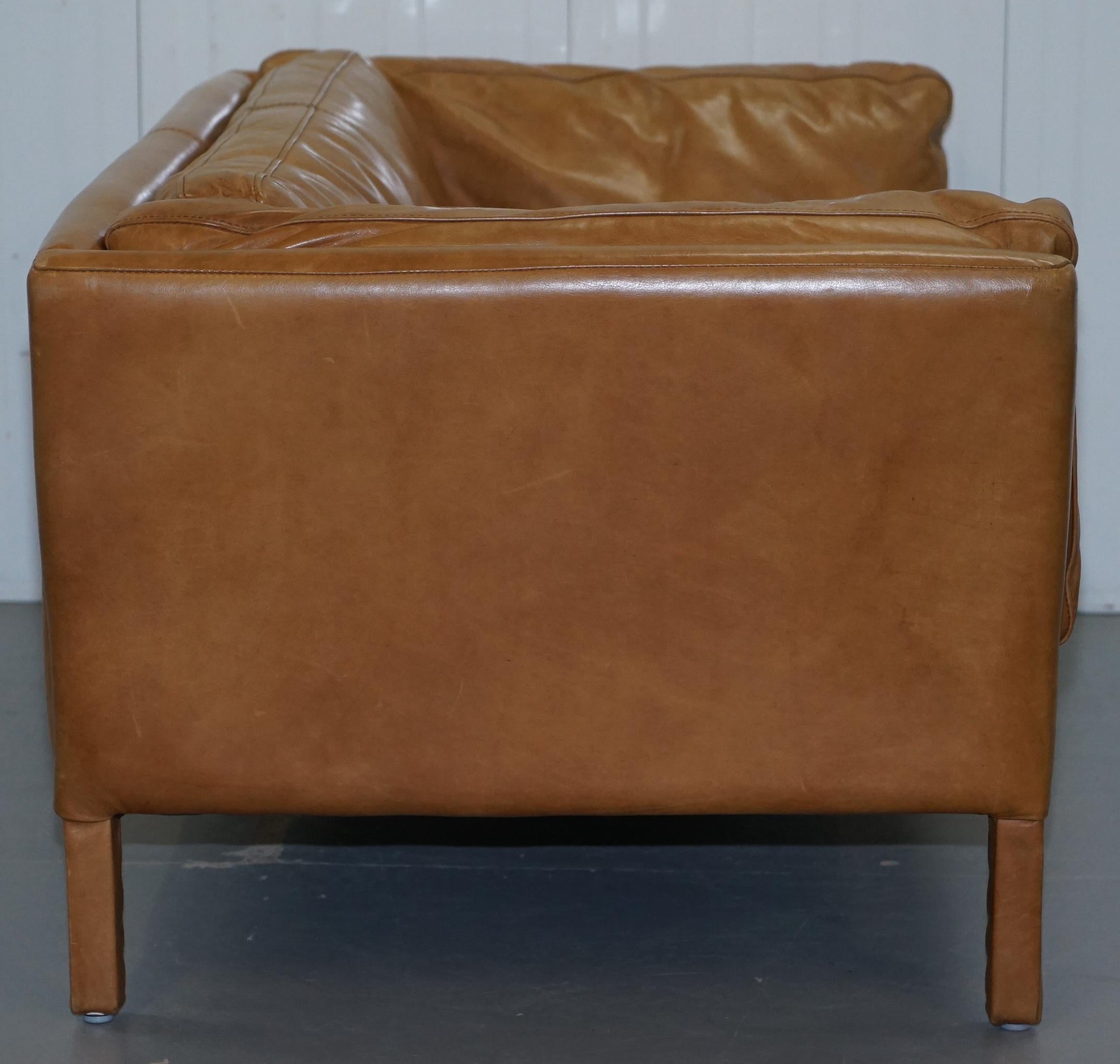 Halo Groucho Leather Small 2-Seat Sofa Matching Armchair Available 5
