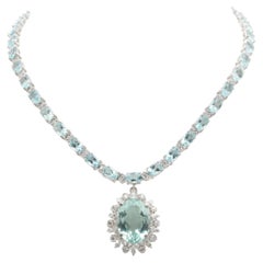 Braut-Halskette mit Halo-Aquamarin im Ovalschliff und Diamanten, Vintage
