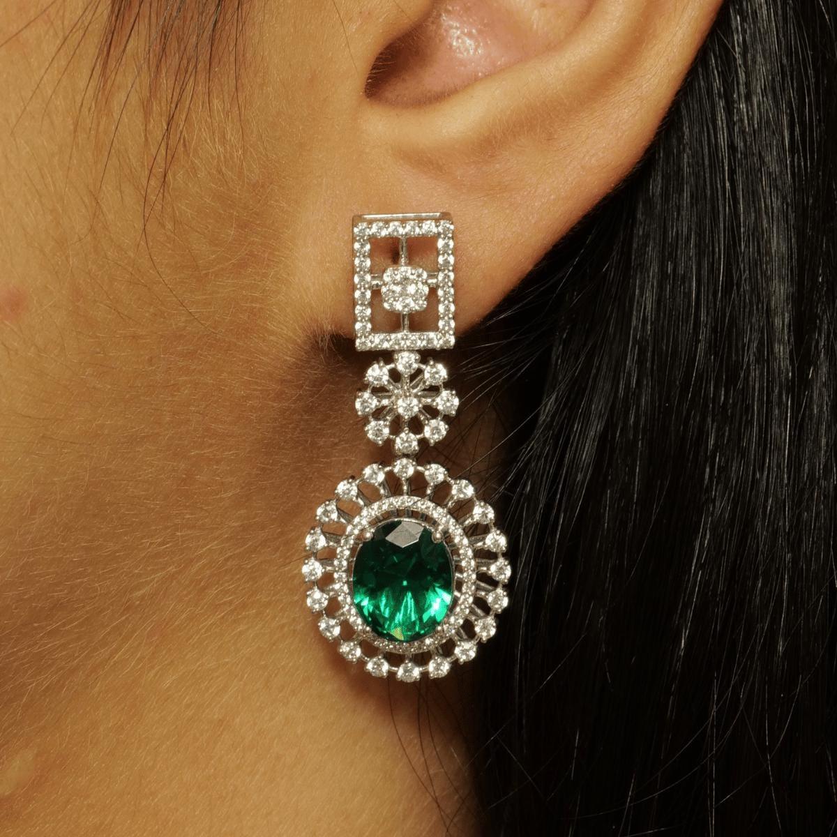 Round Cut Halo Oval Emerald Diamond Necklace Earring Set in 14k Solid Gold (Certified) For Sale